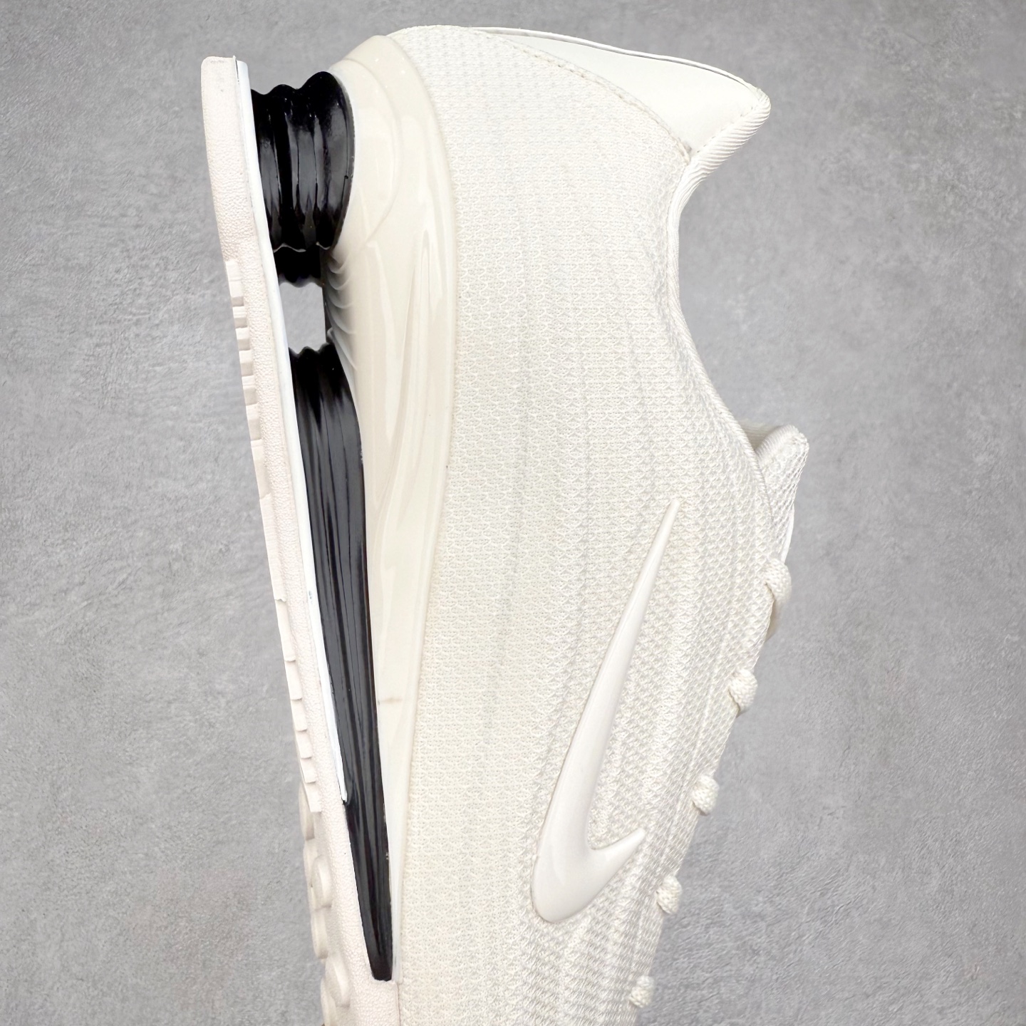 图片[6]-NK SHOX Z 舒适柔软减震回弹生活休闲鞋 男女同款 实拍调校N版已经零色差零失真 百分百还原实物色彩所见即所得 不存在货不对板色差等低级问题 选购参考实物拍摄 不混卖不参货 只用心做好货严格选品 承诺混一赔十 尺码：36 36.5 37.5 38 38.5 39 40 40.5 41 42 42.5 43 44 44.5 45-选品中心