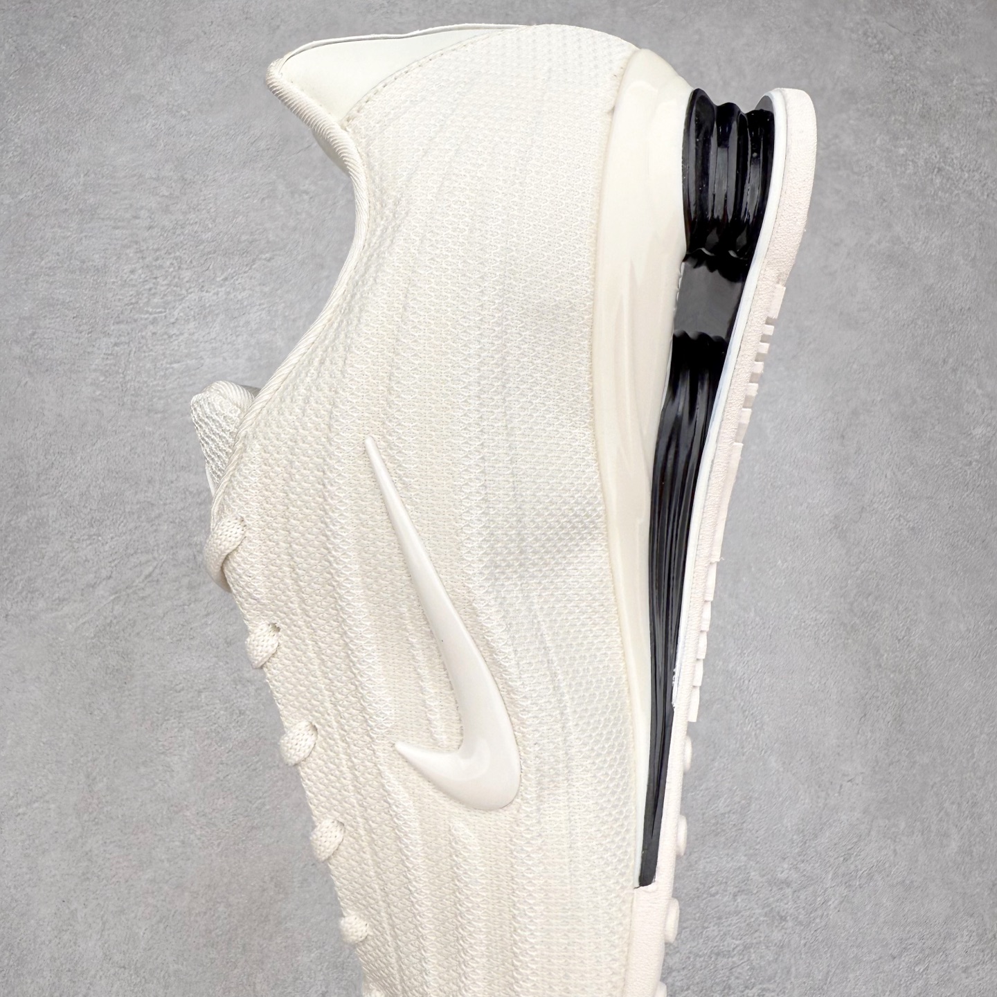 图片[7]-NK SHOX Z 舒适柔软减震回弹生活休闲鞋 男女同款 实拍调校N版已经零色差零失真 百分百还原实物色彩所见即所得 不存在货不对板色差等低级问题 选购参考实物拍摄 不混卖不参货 只用心做好货严格选品 承诺混一赔十 尺码：36 36.5 37.5 38 38.5 39 40 40.5 41 42 42.5 43 44 44.5 45-选品中心