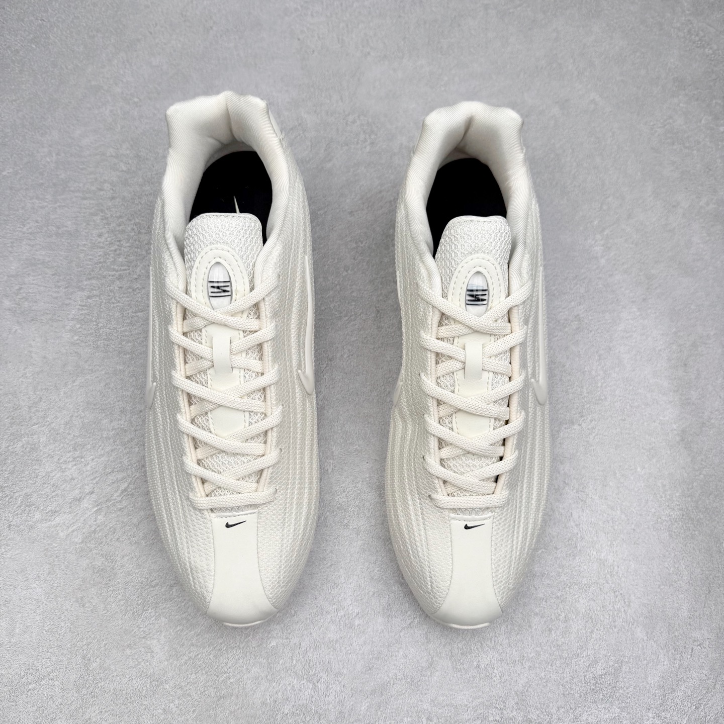 图片[2]-NK SHOX Z 舒适柔软减震回弹生活休闲鞋 男女同款 实拍调校N版已经零色差零失真 百分百还原实物色彩所见即所得 不存在货不对板色差等低级问题 选购参考实物拍摄 不混卖不参货 只用心做好货严格选品 承诺混一赔十 尺码：36 36.5 37.5 38 38.5 39 40 40.5 41 42 42.5 43 44 44.5 45-选品中心