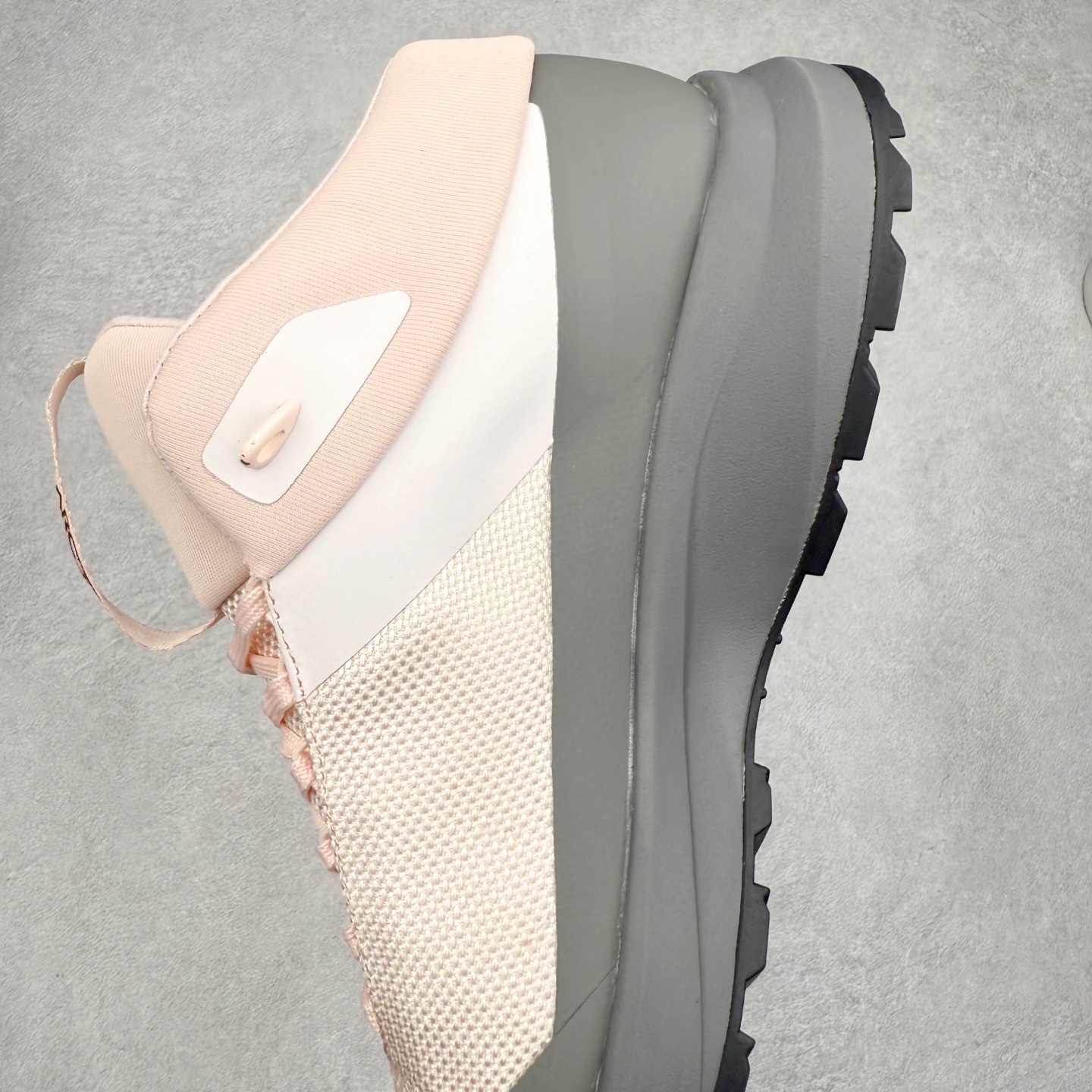 图片[7]-＃HP Arcteryx Aerios FL 2 Mid Gtx 始祖鸟涤纶TPU 覆盖防水耐磨防水透气包裹性支撑中帮徒步鞋 Arcteryx中文名始祖鸟 加拿大户外服饰品牌 1989年创立于加拿大温哥华 始祖鸟来自加拿大海岸山脉 植根高山的专业户外品牌 始终秉承对精湛设计和工艺孜孜以求的准则 从1989年创立至今 Arcteryx始终不断在产品设计与做工上不惜工本 以满足始祖鸟的标准 品质、设计以及精简的理念造就了其良好的性能 并能满足严苛环境下的使用需求 尺码：36 37 38 39 40 41 42 43 44-选品中心