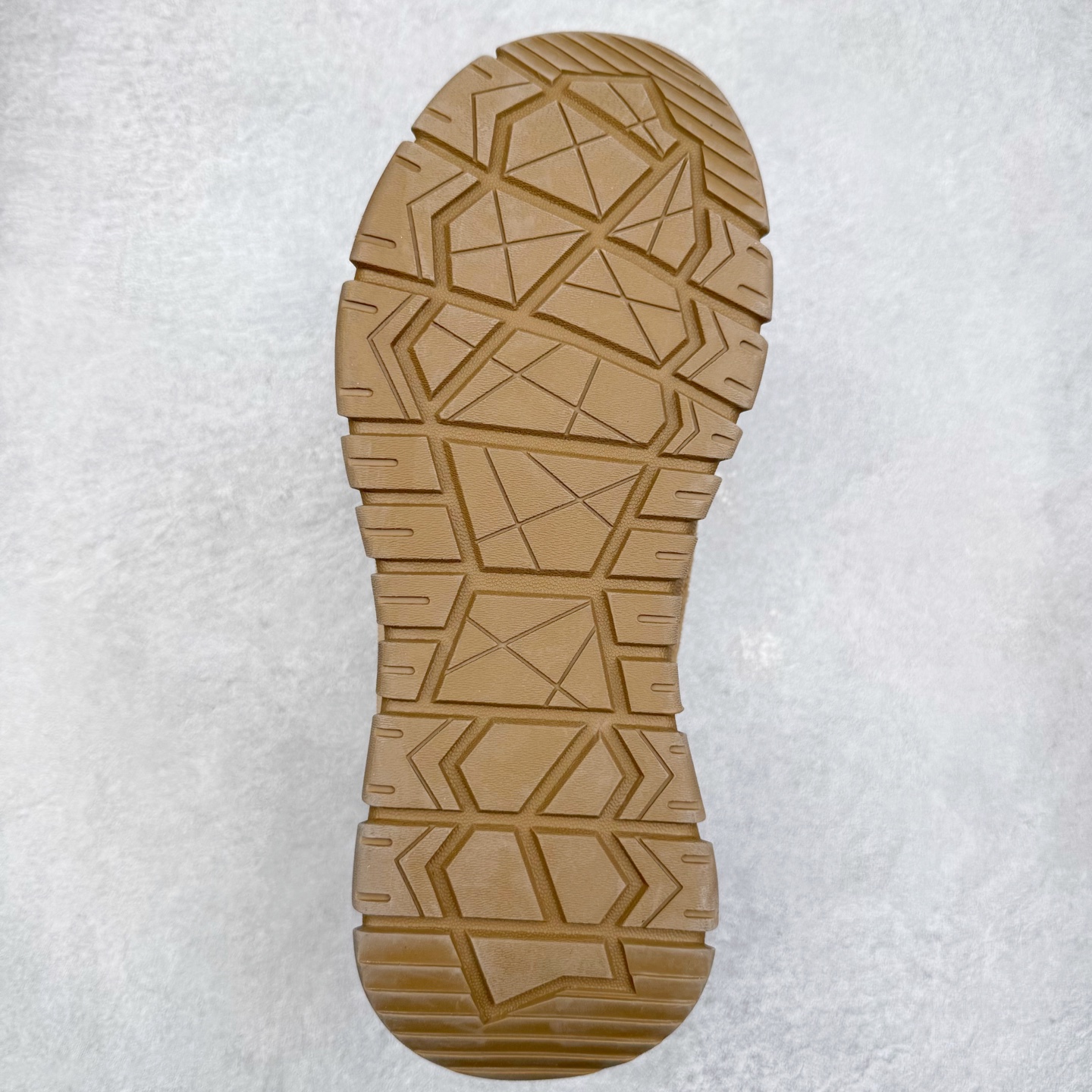 图片[9]-Timberland添柏岚/天伯伦户外中帮休闲大黄靴系列 广东大厂品质 原盒原包装 面料采用意大利🇮🇹顶级磨砂细纹牛皮 搭配防臭防腐真皮乳胶鞋垫 给您完美的穿着体验 质量考究耐穿 型男必备 专治不帅 高品质脚感一流 尺码：38 39 40 41 42 43 44（皮鞋码）-选品中心