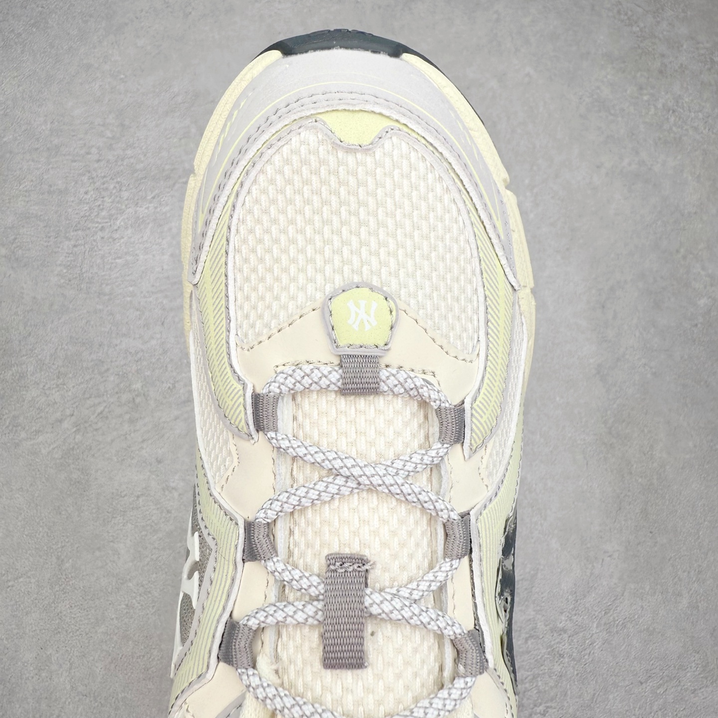 图片[4]-MLB TROPHY RUNNER 织物合成革 潮流时尚百搭复古撞色大Logo情侣运动网面 减震耐磨透气 低帮 生活休闲鞋 男女同款 实拍调校N版已经零色差零失真 百分百还原实物色彩所见即所得 不存在货不对板色差等低级问题 选购参考实物拍摄 不混卖不参货 只用心做好货严格选品 承诺混一赔十 尺码：36 36.5 37.5 38 38.5 39 40 40.5 41 42 42.5 43 44 44.5 45-选品中心