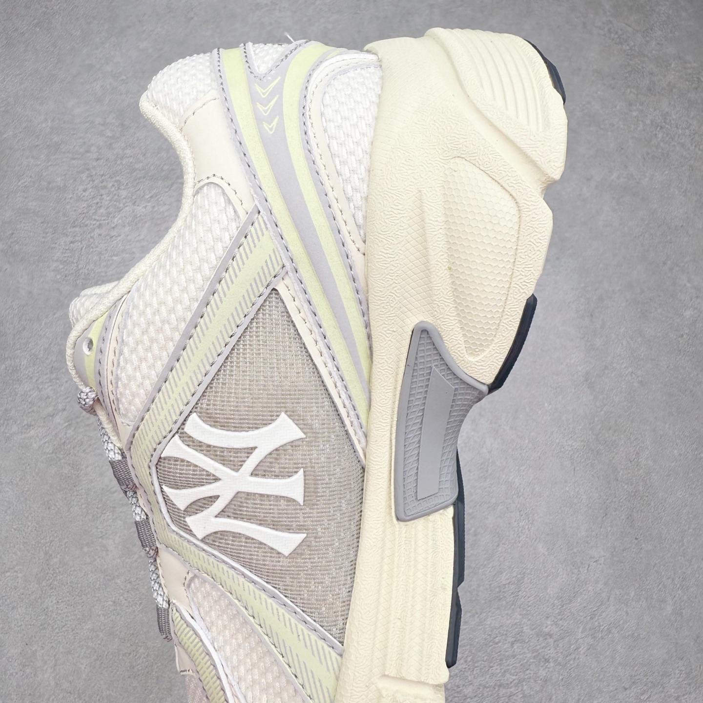 图片[7]-MLB TROPHY RUNNER 织物合成革 潮流时尚百搭复古撞色大Logo情侣运动网面 减震耐磨透气 低帮 生活休闲鞋 男女同款 实拍调校N版已经零色差零失真 百分百还原实物色彩所见即所得 不存在货不对板色差等低级问题 选购参考实物拍摄 不混卖不参货 只用心做好货严格选品 承诺混一赔十 尺码：36 36.5 37.5 38 38.5 39 40 40.5 41 42 42.5 43 44 44.5 45-选品中心