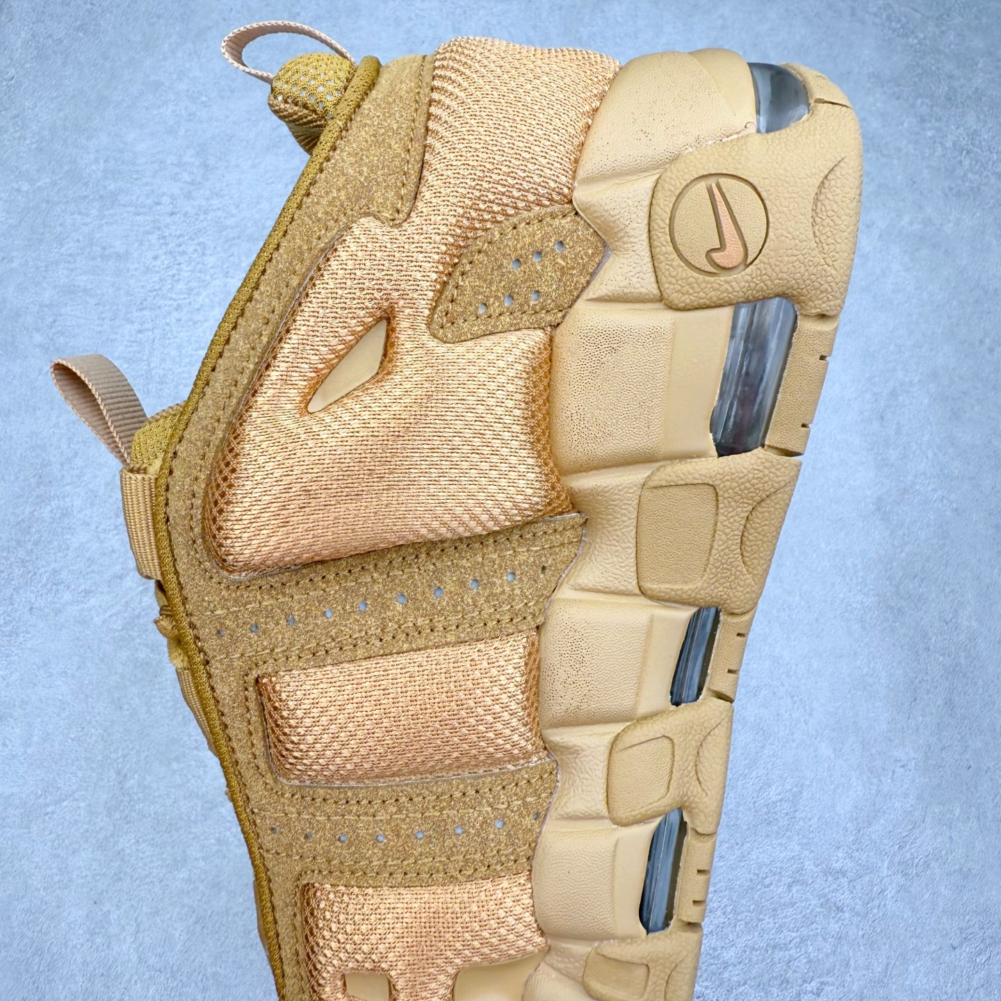 图片[7]-NK Air More Uptempo 皮蓬舒适防滑耐磨 低帮 复古篮球鞋 男女同款 实拍调校N版已经零色差零失真 百分百还原实物色彩所见即所得 不存在货不对板色差等低级问题 选购参考实物拍摄 不混卖不参货 只用心做好货严格选品 承诺混一赔十 尺码：36 36.5 37.5 38 38.5 39 40 40.5 41 42 42.5 43 44 44.5 45-选品中心