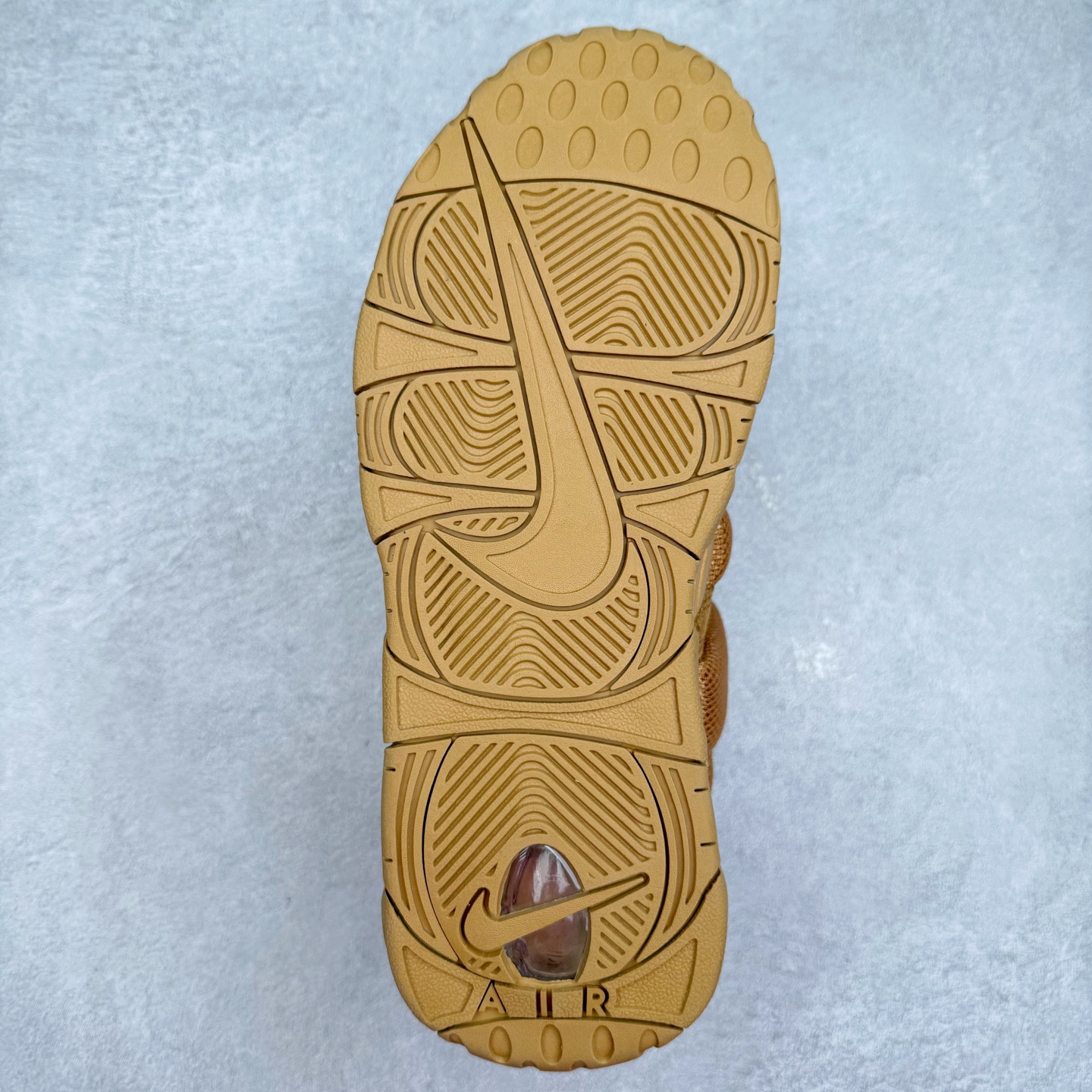 图片[9]-NK Air More Uptempo 皮蓬舒适防滑耐磨 低帮 复古篮球鞋 男女同款 实拍调校N版已经零色差零失真 百分百还原实物色彩所见即所得 不存在货不对板色差等低级问题 选购参考实物拍摄 不混卖不参货 只用心做好货严格选品 承诺混一赔十 尺码：36 36.5 37.5 38 38.5 39 40 40.5 41 42 42.5 43 44 44.5 45-选品中心