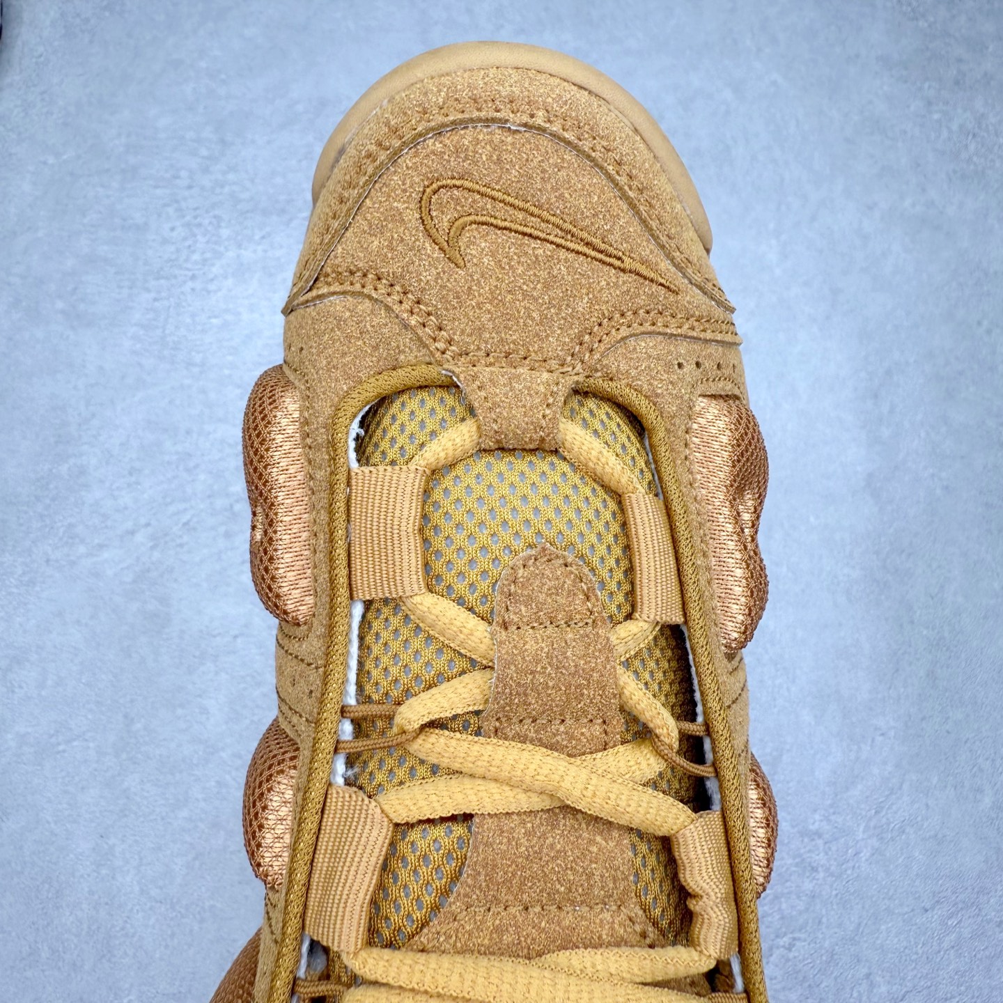 图片[4]-NK Air More Uptempo 皮蓬舒适防滑耐磨 低帮 复古篮球鞋 男女同款 实拍调校N版已经零色差零失真 百分百还原实物色彩所见即所得 不存在货不对板色差等低级问题 选购参考实物拍摄 不混卖不参货 只用心做好货严格选品 承诺混一赔十 尺码：36 36.5 37.5 38 38.5 39 40 40.5 41 42 42.5 43 44 44.5 45-选品中心