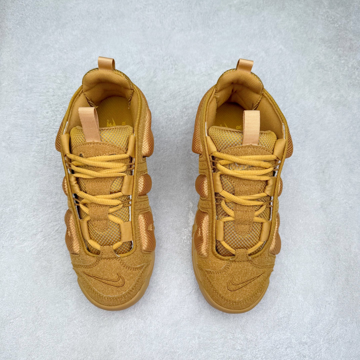 图片[2]-NK Air More Uptempo 皮蓬舒适防滑耐磨 低帮 复古篮球鞋 男女同款 实拍调校N版已经零色差零失真 百分百还原实物色彩所见即所得 不存在货不对板色差等低级问题 选购参考实物拍摄 不混卖不参货 只用心做好货严格选品 承诺混一赔十 尺码：36 36.5 37.5 38 38.5 39 40 40.5 41 42 42.5 43 44 44.5 45-选品中心