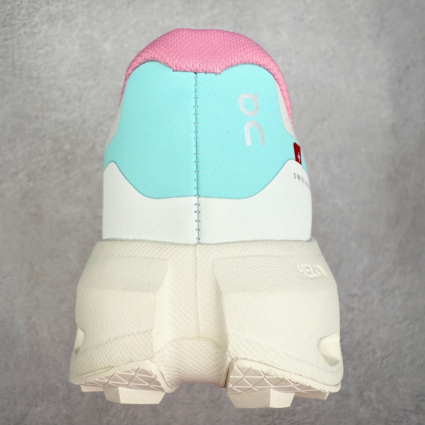 图片[8]-On昂跑 Cloudvista 2 舒适轻盈防滑透气回弹 低帮 越野跑步鞋 此运动品牌 开创于2010年 缓震着陆、强效回弹、轻柔质感的设计构思始终是ON研制关键 与此同时基于“为全球提供革新性的跑步感受”信念 陆续推出了多款跑鞋及其以专业运动人体跑步工程学为设计关键的功能性跑步服饰设备 让跑者不费力气地畅快畅跑 尺码：36 36.5 37.5 38 38.5 39 40 40.5 41 42 42.5 43 44 44.5 45-选品中心