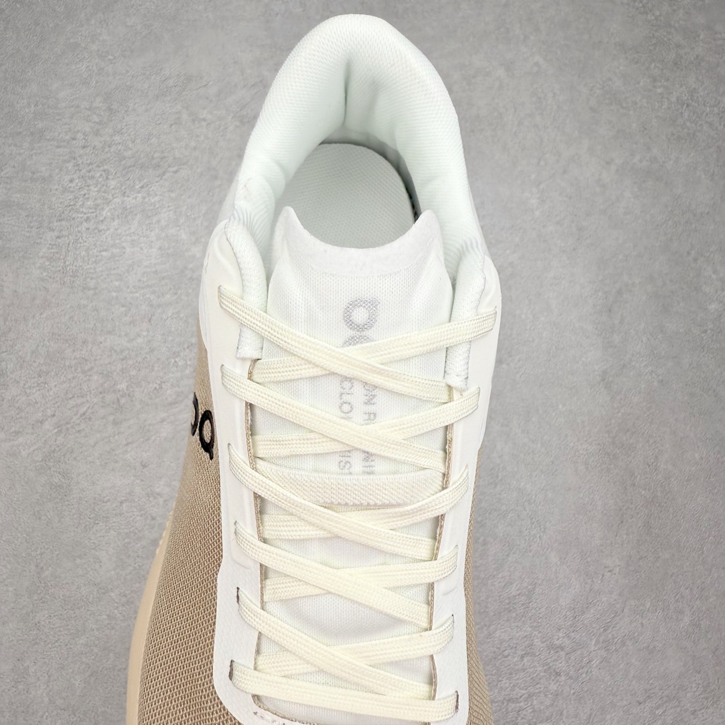 图片[5]-On昂跑 Cloudvista 2 舒适轻盈防滑透气回弹 低帮 越野跑步鞋 此运动品牌 开创于2010年 缓震着陆、强效回弹、轻柔质感的设计构思始终是ON研制关键 与此同时基于“为全球提供革新性的跑步感受”信念 陆续推出了多款跑鞋及其以专业运动人体跑步工程学为设计关键的功能性跑步服饰设备 让跑者不费力气地畅快畅跑 尺码：36 36.5 37.5 38 38.5 39 40 40.5 41 42 42.5 43 44 44.5 45-选品中心