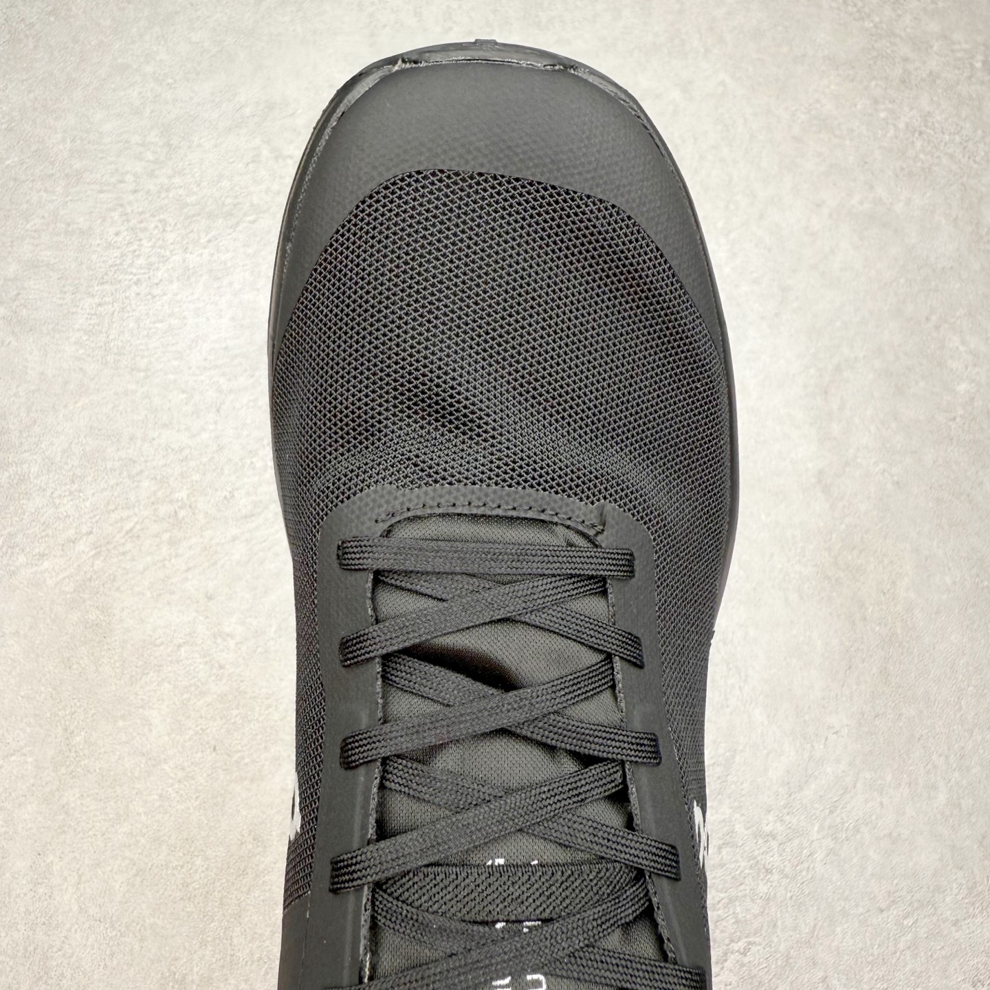 图片[4]-On昂跑 Cloudvista 2 舒适轻盈防滑透气回弹 低帮 越野跑步鞋 此运动品牌 开创于2010年 缓震着陆、强效回弹、轻柔质感的设计构思始终是ON研制关键 与此同时基于“为全球提供革新性的跑步感受”信念 陆续推出了多款跑鞋及其以专业运动人体跑步工程学为设计关键的功能性跑步服饰设备 让跑者不费力气地畅快畅跑 尺码：36 36.5 37.5 38 38.5 39 40 40.5 41 42 42.5 43 44 44.5 45-选品中心