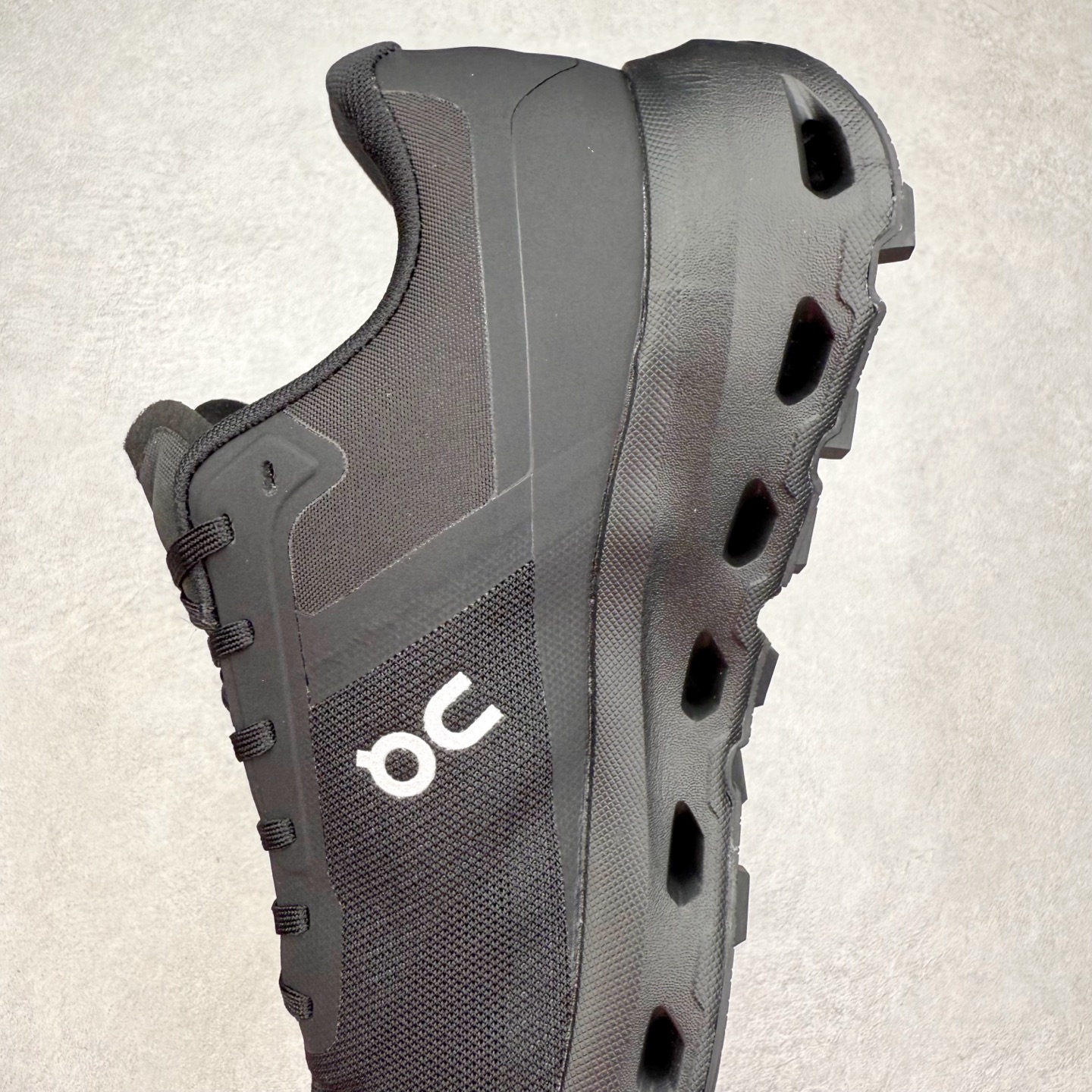 图片[7]-On昂跑 Cloudvista 2 舒适轻盈防滑透气回弹 低帮 越野跑步鞋 此运动品牌 开创于2010年 缓震着陆、强效回弹、轻柔质感的设计构思始终是ON研制关键 与此同时基于“为全球提供革新性的跑步感受”信念 陆续推出了多款跑鞋及其以专业运动人体跑步工程学为设计关键的功能性跑步服饰设备 让跑者不费力气地畅快畅跑 尺码：36 36.5 37.5 38 38.5 39 40 40.5 41 42 42.5 43 44 44.5 45-选品中心