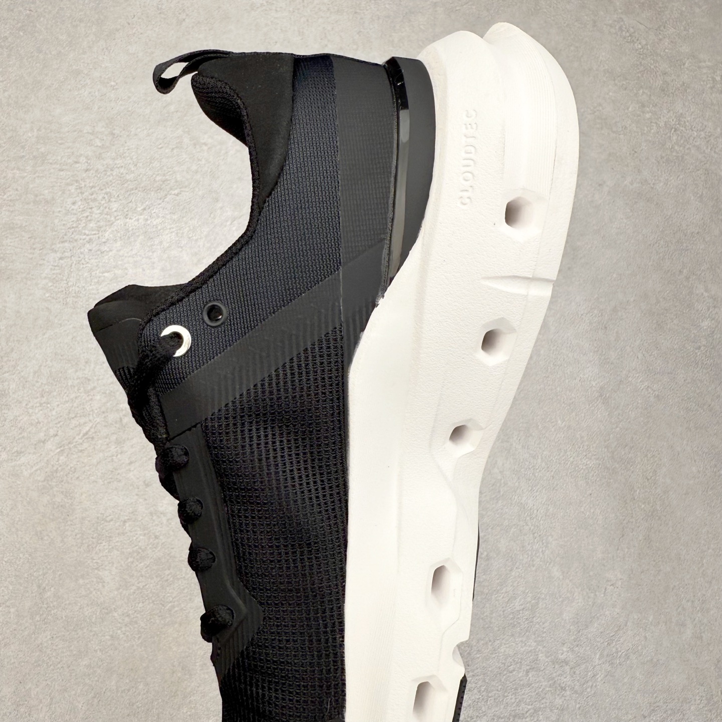 图片[7]-On昂跑 Cloudtilt X 4 系带减震耐磨低帮生活休闲鞋 此运动品牌 开创于2010年 缓震着陆、强效回弹、轻柔质感的设计构思始终是ON研制关键 与此同时基于“为全球提供革新性的跑步感受”信念 陆续推出了多款跑鞋及其以专业运动人体跑步工程学为设计关键的功能性跑步服饰设备 让跑者不费力气地畅快畅跑 尺码：36 36.5 37.5 38 38.5 39 40 40.5 41 42 42.5 43 44 44.5 45-选品中心