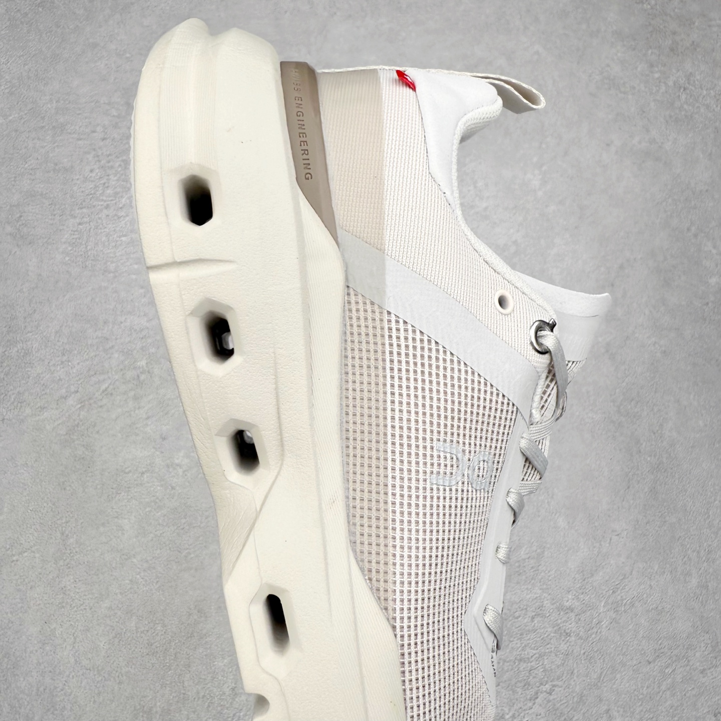 图片[6]-On昂跑 Cloudtilt X 4 系带减震耐磨低帮生活休闲鞋 此运动品牌 开创于2010年 缓震着陆、强效回弹、轻柔质感的设计构思始终是ON研制关键 与此同时基于“为全球提供革新性的跑步感受”信念 陆续推出了多款跑鞋及其以专业运动人体跑步工程学为设计关键的功能性跑步服饰设备 让跑者不费力气地畅快畅跑 尺码：36 36.5 37.5 38 38.5 39 40 40.5 41 42 42.5 43 44 44.5 45-选品中心