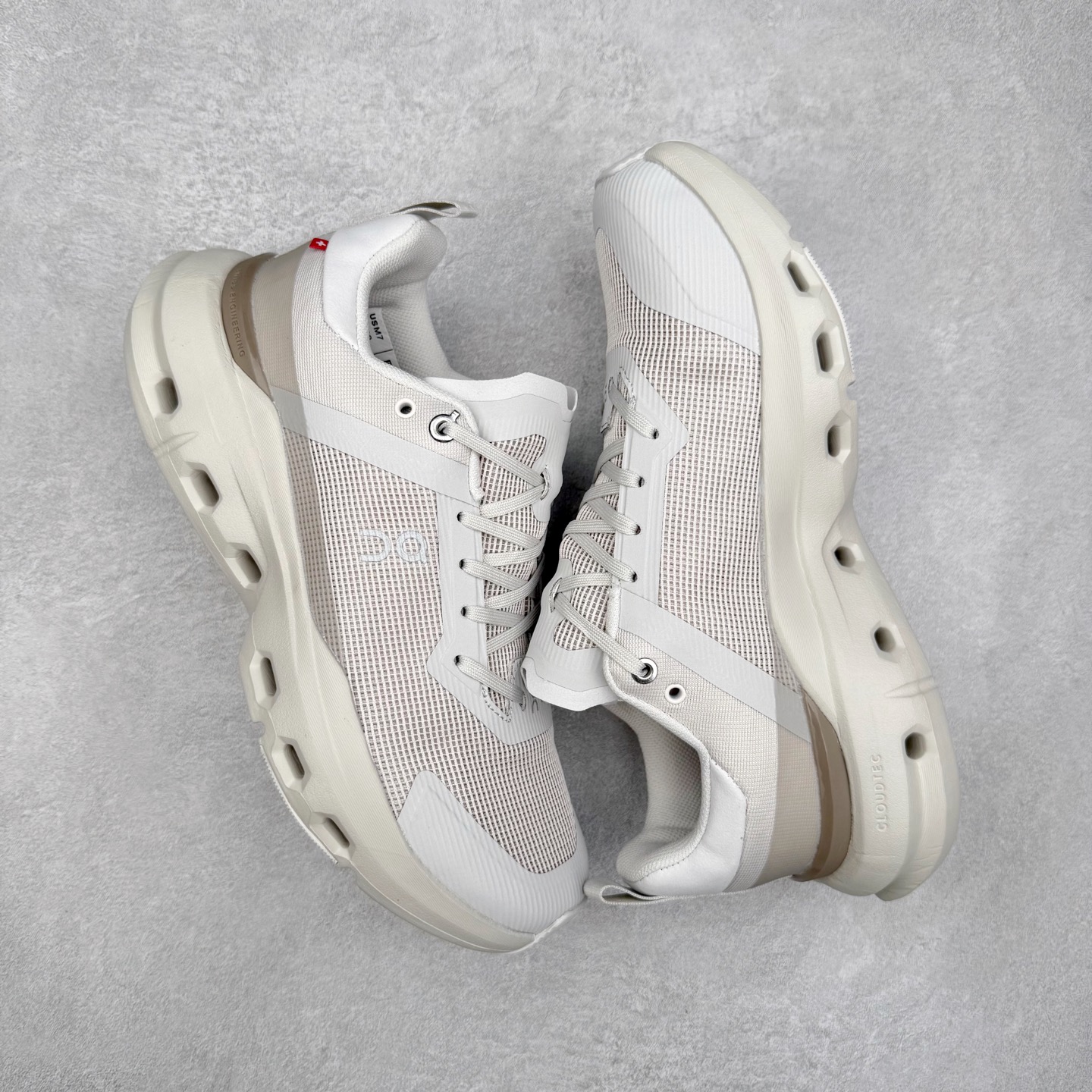 图片[3]-On昂跑 Cloudtilt X 4 系带减震耐磨低帮生活休闲鞋 此运动品牌 开创于2010年 缓震着陆、强效回弹、轻柔质感的设计构思始终是ON研制关键 与此同时基于“为全球提供革新性的跑步感受”信念 陆续推出了多款跑鞋及其以专业运动人体跑步工程学为设计关键的功能性跑步服饰设备 让跑者不费力气地畅快畅跑 尺码：36 36.5 37.5 38 38.5 39 40 40.5 41 42 42.5 43 44 44.5 45-选品中心