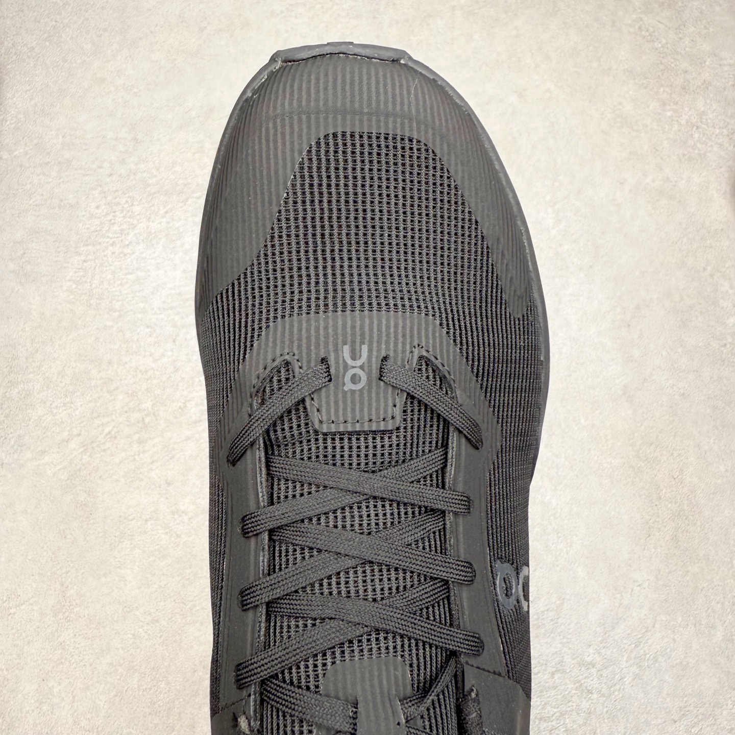 图片[4]-On昂跑 Cloudtilt X 4 系带减震耐磨低帮生活休闲鞋 此运动品牌 开创于2010年 缓震着陆、强效回弹、轻柔质感的设计构思始终是ON研制关键 与此同时基于“为全球提供革新性的跑步感受”信念 陆续推出了多款跑鞋及其以专业运动人体跑步工程学为设计关键的功能性跑步服饰设备 让跑者不费力气地畅快畅跑 尺码：36 36.5 37.5 38 38.5 39 40 40.5 41 42 42.5 43 44 44.5 45-选品中心