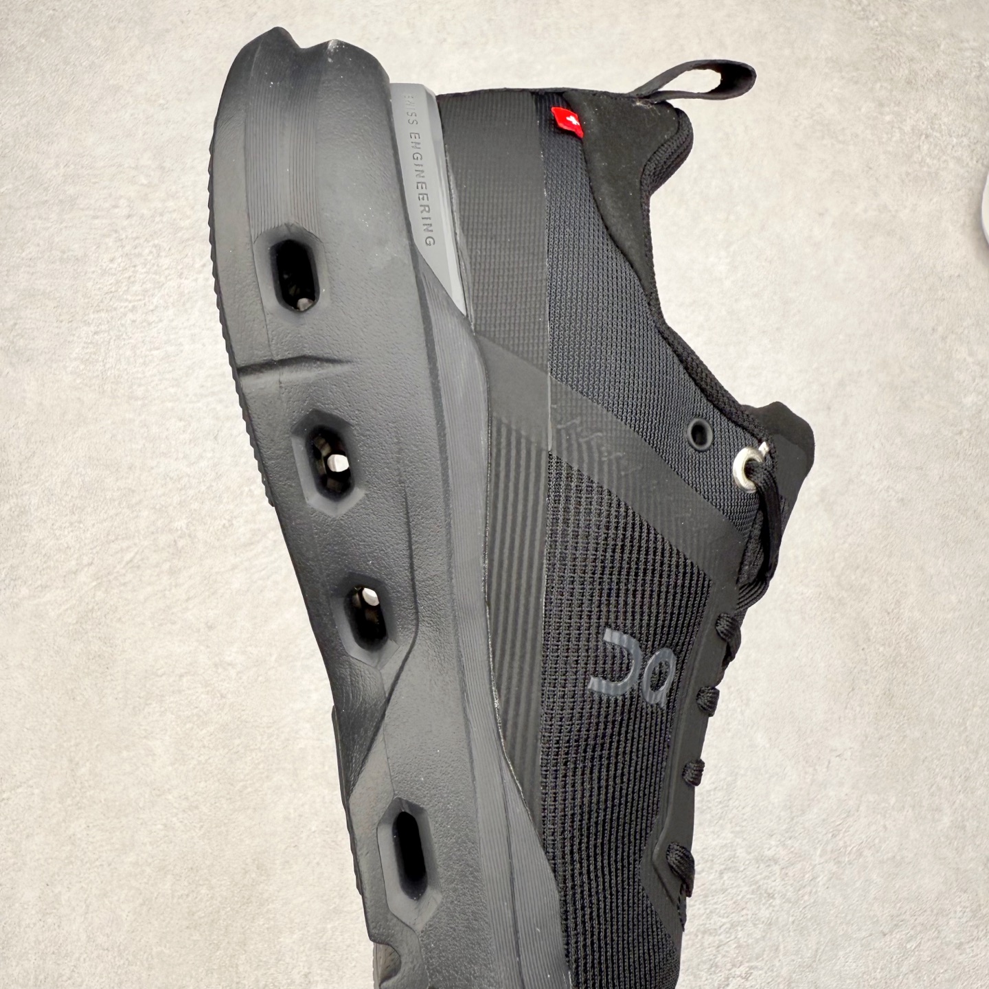 图片[6]-On昂跑 Cloudtilt X 4 系带减震耐磨低帮生活休闲鞋 此运动品牌 开创于2010年 缓震着陆、强效回弹、轻柔质感的设计构思始终是ON研制关键 与此同时基于“为全球提供革新性的跑步感受”信念 陆续推出了多款跑鞋及其以专业运动人体跑步工程学为设计关键的功能性跑步服饰设备 让跑者不费力气地畅快畅跑 尺码：36 36.5 37.5 38 38.5 39 40 40.5 41 42 42.5 43 44 44.5 45-选品中心