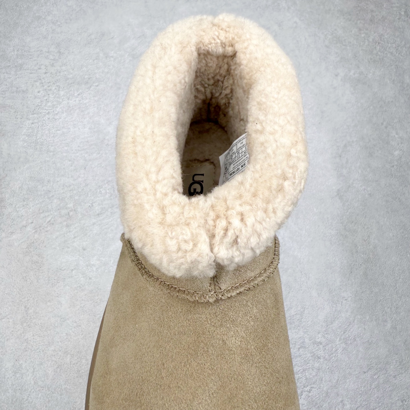 图片[5]-＃SP原厂 UGG 1656 小土豆女神款秋冬羊皮毛一体雪地靴 全鞋采用ZP同厂 隆丰A级澳洲进口羊皮毛一体 品牌代工厂生产线 完全遵循ZP工艺流程 代工厂原厂版师 秉承无原鞋不开发选择 注重每一处细节 市面最正版型 TREADLITE\\\”轻翼\\\”科技外底 轻便/耐用/柔韧/桩型【售后郑重承诺】一个月内若出现重大脱胶/断底等质量问题 直接为您换新！尺码：35 36 37 38 39 40-选品中心