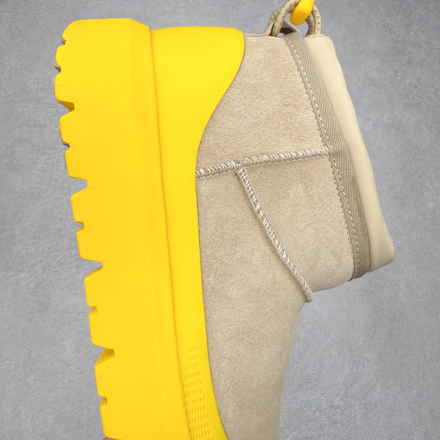 图片[6]-UGG 4196 M Tasman Weather Hybrid 塔斯曼混合系列中帮厚底轻量休闲运动鞋 UGG 2024秋冬新品 机能撞色王一博代言热门大爆款！包头套脚低帮 进口隆丰一级羊皮毛一体 代购专供品质 高弹Modern中底 外置防滑大底 套脚抽绳设计 穿脱十分方便 采用TPU模压定型翻毛皮鞋面材质#选用17毫米UGGPURE™ 植入式羊毛里衬与可拆卸的UGGPURE™ 植入式羊毛鞋垫#包头式EVA轻翼科技外底防滑,耐磨性和良好的弹性❗ 尺码：36/45-选品中心