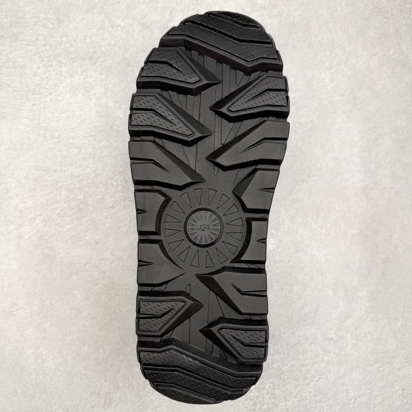 图片[9]-UGG 4196 M Tasman Weather Hybrid 塔斯曼混合系列中帮厚底轻量休闲运动鞋 UGG 2024秋冬新品 机能撞色王一博代言热门大爆款！包头套脚低帮 进口隆丰一级羊皮毛一体 代购专供品质 高弹Modern中底 外置防滑大底 套脚抽绳设计 穿脱十分方便 采用TPU模压定型翻毛皮鞋面材质#选用17毫米UGGPURE™ 植入式羊毛里衬与可拆卸的UGGPURE™ 植入式羊毛鞋垫#包头式EVA轻翼科技外底防滑,耐磨性和良好的弹性❗ 尺码：36/45-选品中心