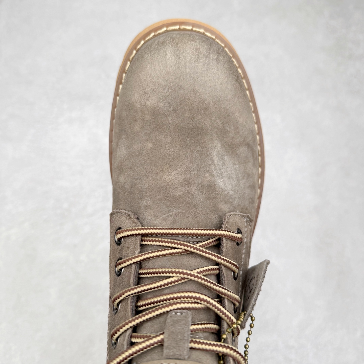 图片[4]-Timberland添柏岚/天伯伦户外中帮休闲大黄靴系列 广东大厂品质 原盒原包装 面料采用意大利🇮🇹顶级磨砂细纹牛皮 搭配防臭防腐真皮乳胶鞋垫 给您完美的穿着体验 质量考究耐穿 型男必备 专治不帅 高品质脚感一流 尺码：38 39 40 41 42 43 44（皮鞋码）-选品中心