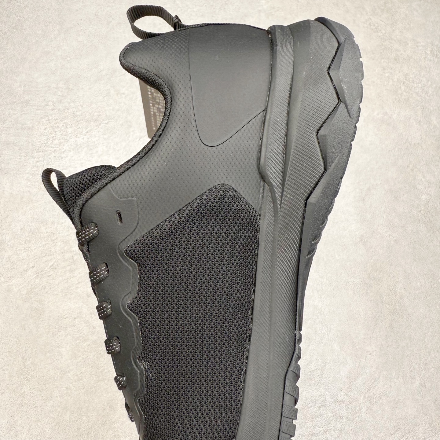 图片[7]-＃HP KOLON SPORT Skyler 2 舒适柔软 防水支撑轻便回弹低帮徒步鞋 男女同款 KOLON SPORT 可隆1973年诞生，并首次推出登山装备。自创立起，KOLON SPORT就把绿色定为基本色调，以常青树为品牌标志，坚持以关爱自然为己任，积极探求自然界的舒适，并以此应用于新产品的开发与研究。40多年来，历经不断革新，成就高端专业户外品牌。实拍调校N版已经零色差零失真 百分百还原实物色彩所见即所得 不存在货不对板色差等低级问题 选购参考实物拍摄 不混卖不参货 只用心做好货严格选品 承诺混一赔十 尺码：36 36.5 37.5 38 38.5 39 40 40.5 41 42 42.5 43 44 44.5 45-选品中心