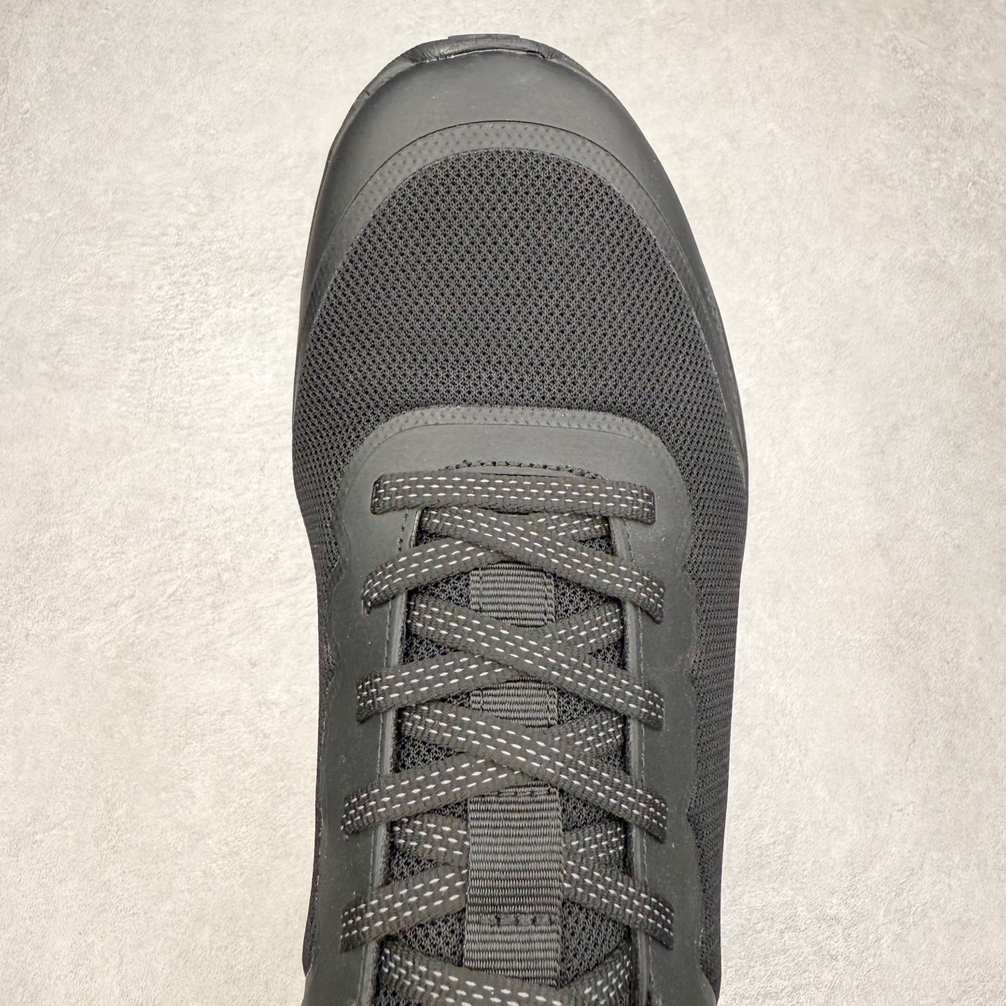 图片[4]-＃HP KOLON SPORT Skyler 2 舒适柔软 防水支撑轻便回弹低帮徒步鞋 男女同款 KOLON SPORT 可隆1973年诞生，并首次推出登山装备。自创立起，KOLON SPORT就把绿色定为基本色调，以常青树为品牌标志，坚持以关爱自然为己任，积极探求自然界的舒适，并以此应用于新产品的开发与研究。40多年来，历经不断革新，成就高端专业户外品牌。实拍调校N版已经零色差零失真 百分百还原实物色彩所见即所得 不存在货不对板色差等低级问题 选购参考实物拍摄 不混卖不参货 只用心做好货严格选品 承诺混一赔十 尺码：36 36.5 37.5 38 38.5 39 40 40.5 41 42 42.5 43 44 44.5 45-选品中心