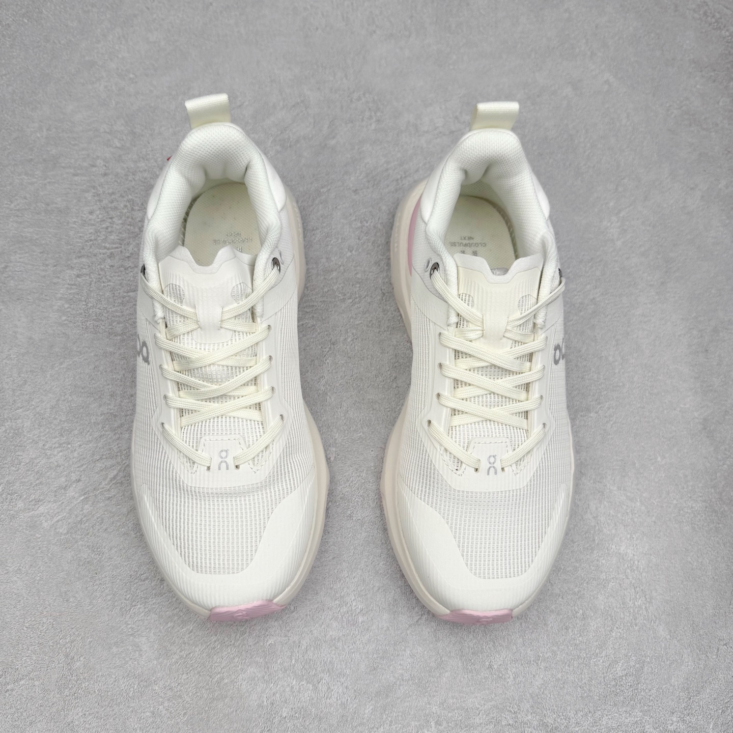 图片[2]-On昂跑 Cloudtilt X 4 系带减震耐磨低帮生活休闲鞋 此运动品牌 开创于2010年 缓震着陆、强效回弹、轻柔质感的设计构思始终是ON研制关键 与此同时基于“为全球提供革新性的跑步感受”信念 陆续推出了多款跑鞋及其以专业运动人体跑步工程学为设计关键的功能性跑步服饰设备 让跑者不费力气地畅快畅跑 尺码：36 36.5 37.5 38 38.5 39 40 40.5 41 42 42.5 43 44 44.5 45-选品中心