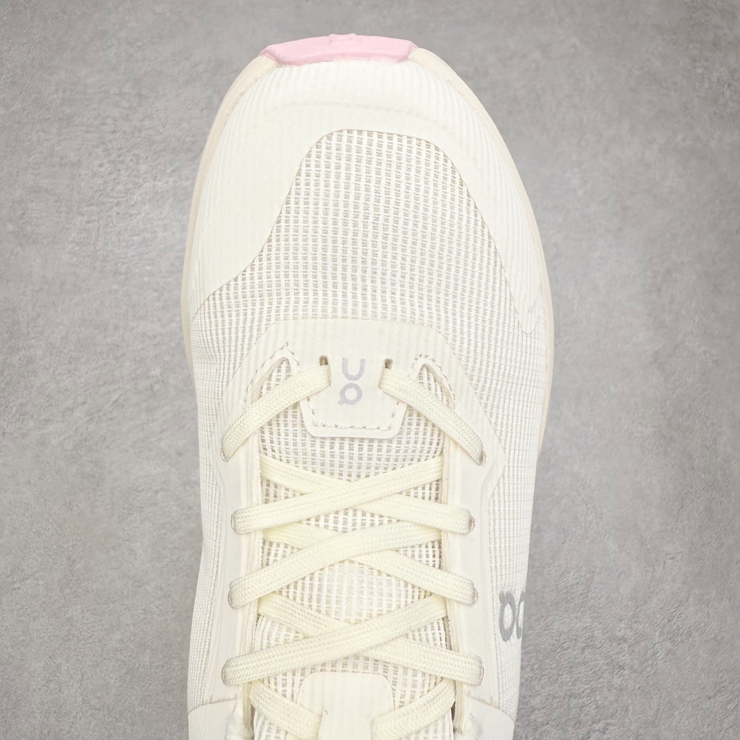 图片[4]-On昂跑 Cloudtilt X 4 系带减震耐磨低帮生活休闲鞋 此运动品牌 开创于2010年 缓震着陆、强效回弹、轻柔质感的设计构思始终是ON研制关键 与此同时基于“为全球提供革新性的跑步感受”信念 陆续推出了多款跑鞋及其以专业运动人体跑步工程学为设计关键的功能性跑步服饰设备 让跑者不费力气地畅快畅跑 尺码：36 36.5 37.5 38 38.5 39 40 40.5 41 42 42.5 43 44 44.5 45-选品中心