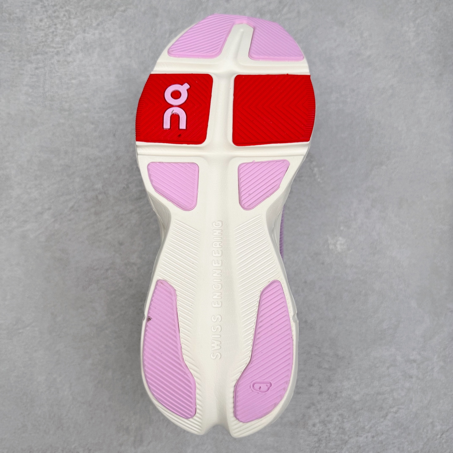 图片[9]-On昂跑 Cloudtilt X 4 系带减震耐磨低帮生活休闲鞋 此运动品牌 开创于2010年 缓震着陆、强效回弹、轻柔质感的设计构思始终是ON研制关键 与此同时基于“为全球提供革新性的跑步感受”信念 陆续推出了多款跑鞋及其以专业运动人体跑步工程学为设计关键的功能性跑步服饰设备 让跑者不费力气地畅快畅跑 尺码：36 36.5 37.5 38 38.5 39 40 40.5 41 42 42.5 43 44 44.5 45-选品中心