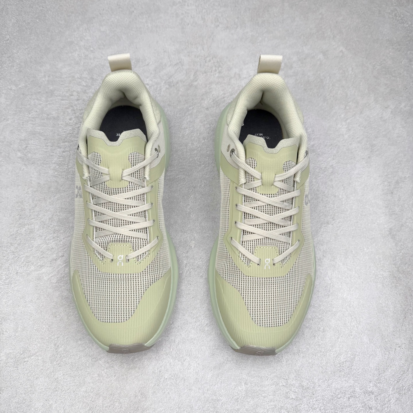 图片[2]-On昂跑 Cloudtilt X 4 系带减震耐磨低帮生活休闲鞋 此运动品牌 开创于2010年 缓震着陆、强效回弹、轻柔质感的设计构思始终是ON研制关键 与此同时基于“为全球提供革新性的跑步感受”信念 陆续推出了多款跑鞋及其以专业运动人体跑步工程学为设计关键的功能性跑步服饰设备 让跑者不费力气地畅快畅跑 尺码：36 36.5 37.5 38 38.5 39 40 40.5 41 42 42.5 43 44 44.5 45-选品中心