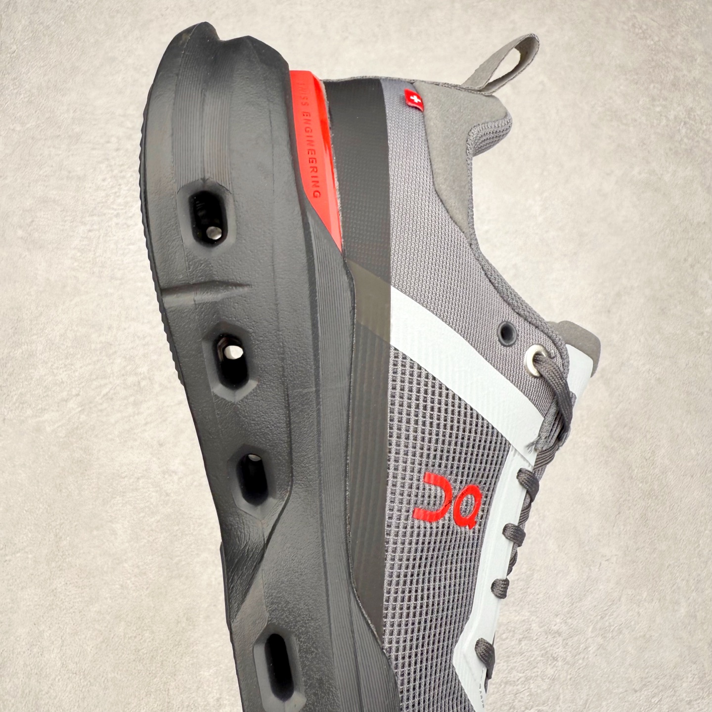 图片[6]-On昂跑 Cloudtilt X 4 系带减震耐磨低帮生活休闲鞋 此运动品牌 开创于2010年 缓震着陆、强效回弹、轻柔质感的设计构思始终是ON研制关键 与此同时基于“为全球提供革新性的跑步感受”信念 陆续推出了多款跑鞋及其以专业运动人体跑步工程学为设计关键的功能性跑步服饰设备 让跑者不费力气地畅快畅跑 尺码：36 36.5 37.5 38 38.5 39 40 40.5 41 42 42.5 43 44 44.5 45-选品中心