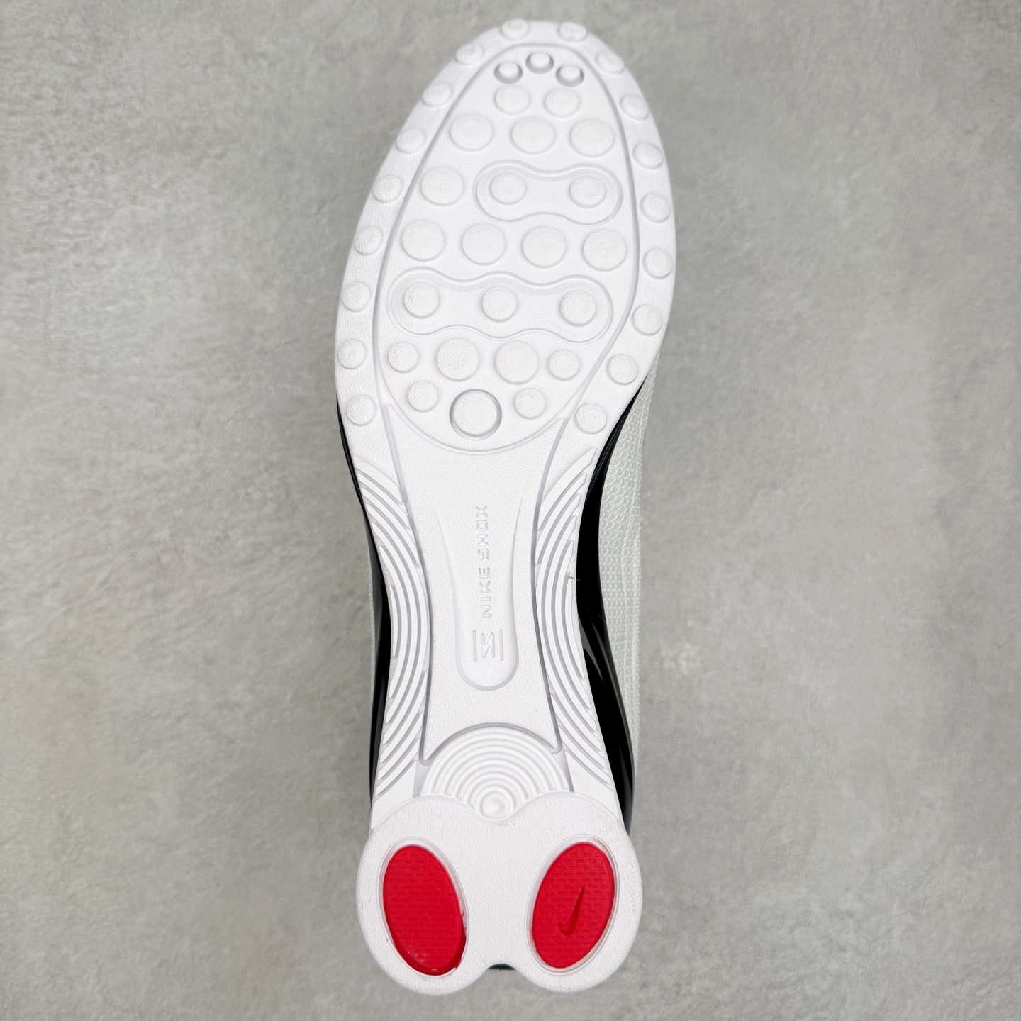 图片[9]-NK SHOX Z 舒适柔软减震回弹生活休闲鞋 男女同款 实拍调校N版已经零色差零失真 百分百还原实物色彩所见即所得 不存在货不对板色差等低级问题 选购参考实物拍摄 不混卖不参货 只用心做好货严格选品 承诺混一赔十 尺码：36 36.5 37.5 38 38.5 39 40 40.5 41 42 42.5 43 44 44.5 45-选品中心