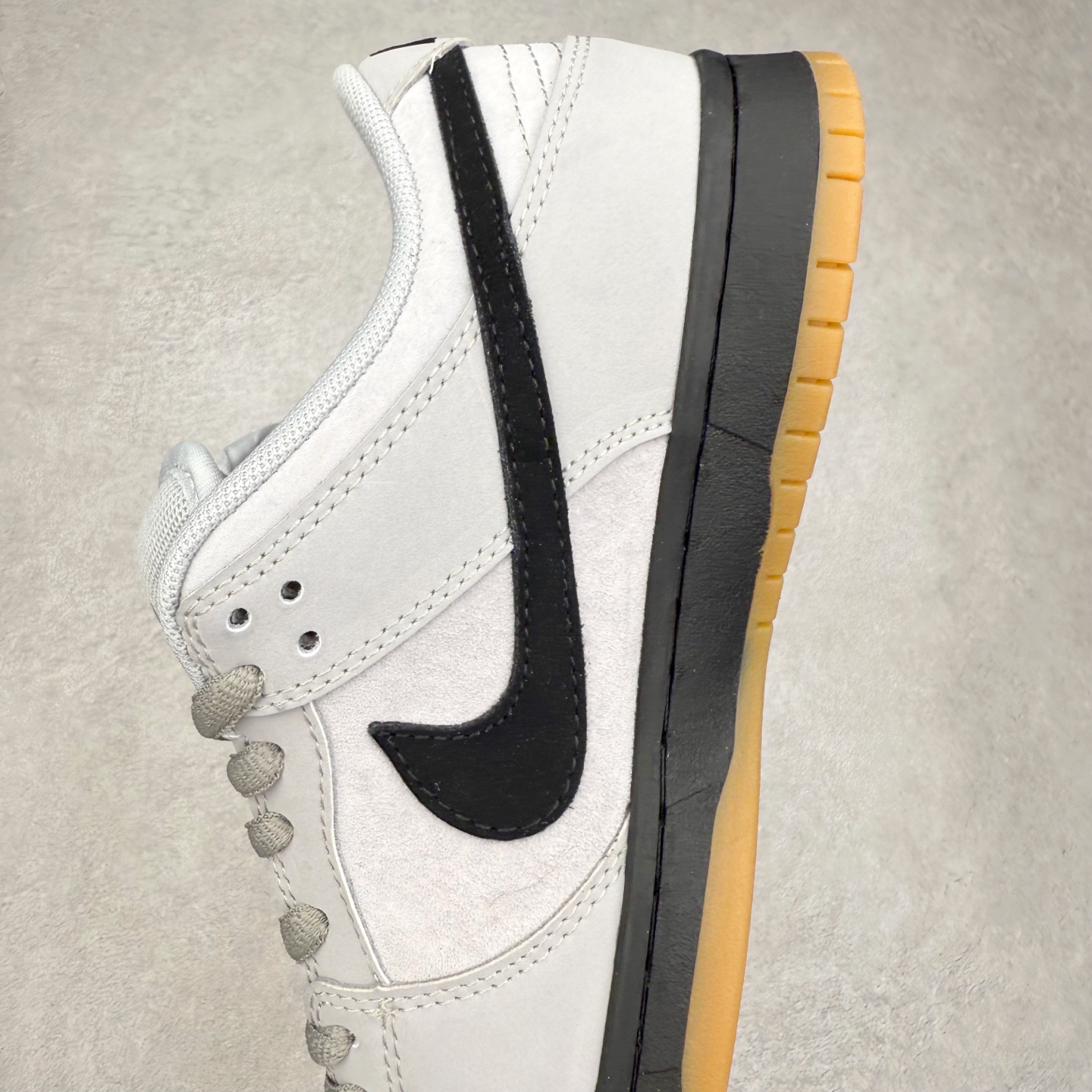 图片[7]-＃F版 NK SB Dunk Low BQ6817-204 极限压缩利润空间 超乎所想的高性价比 用料绝不含糊 原盒原配 正确耐磨橡胶大底 超高清洁度 全鞋零毛边皮料切割 全套原楦原模倾力打造完美版型 尺码：36 36.5 37.5 38 38.5 39 40 40.5 41 42 42.5 43 44 44.5 45 46 47.5-选品中心