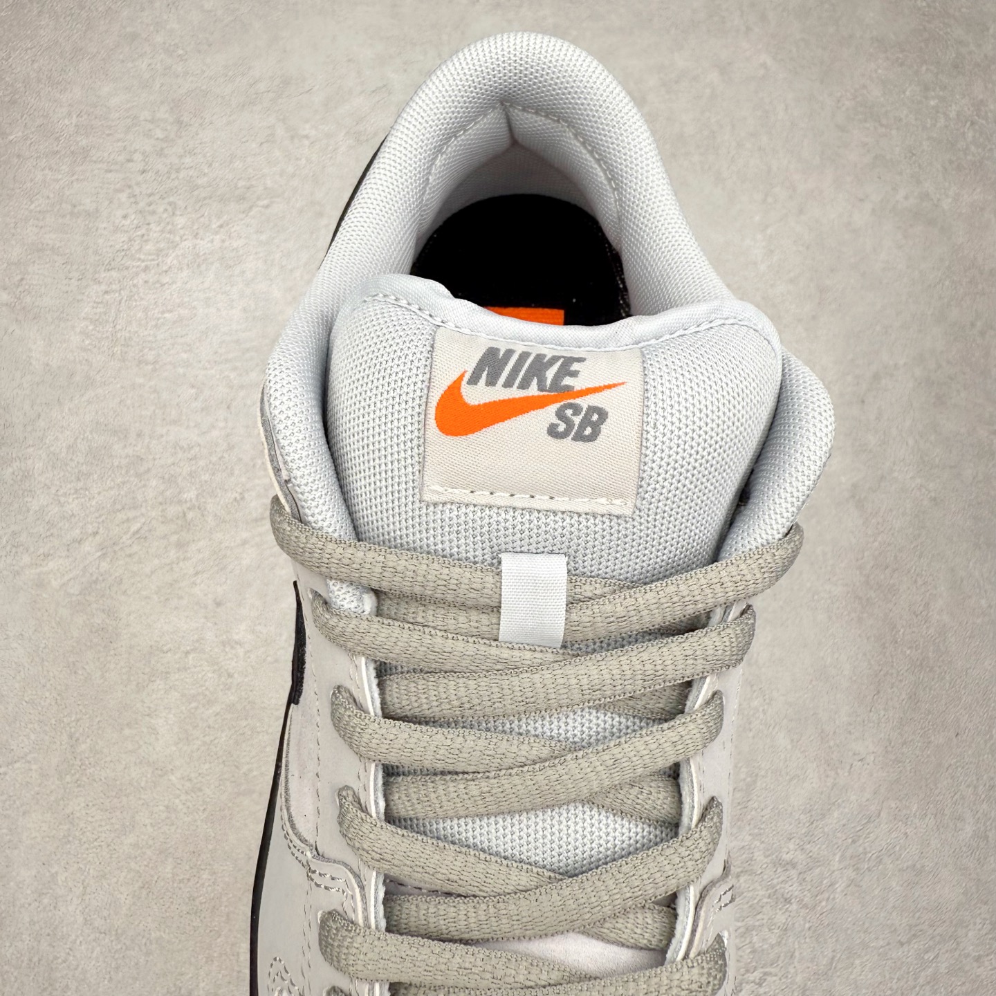 图片[5]-＃F版 NK SB Dunk Low BQ6817-204 极限压缩利润空间 超乎所想的高性价比 用料绝不含糊 原盒原配 正确耐磨橡胶大底 超高清洁度 全鞋零毛边皮料切割 全套原楦原模倾力打造完美版型 尺码：36 36.5 37.5 38 38.5 39 40 40.5 41 42 42.5 43 44 44.5 45 46 47.5-选品中心