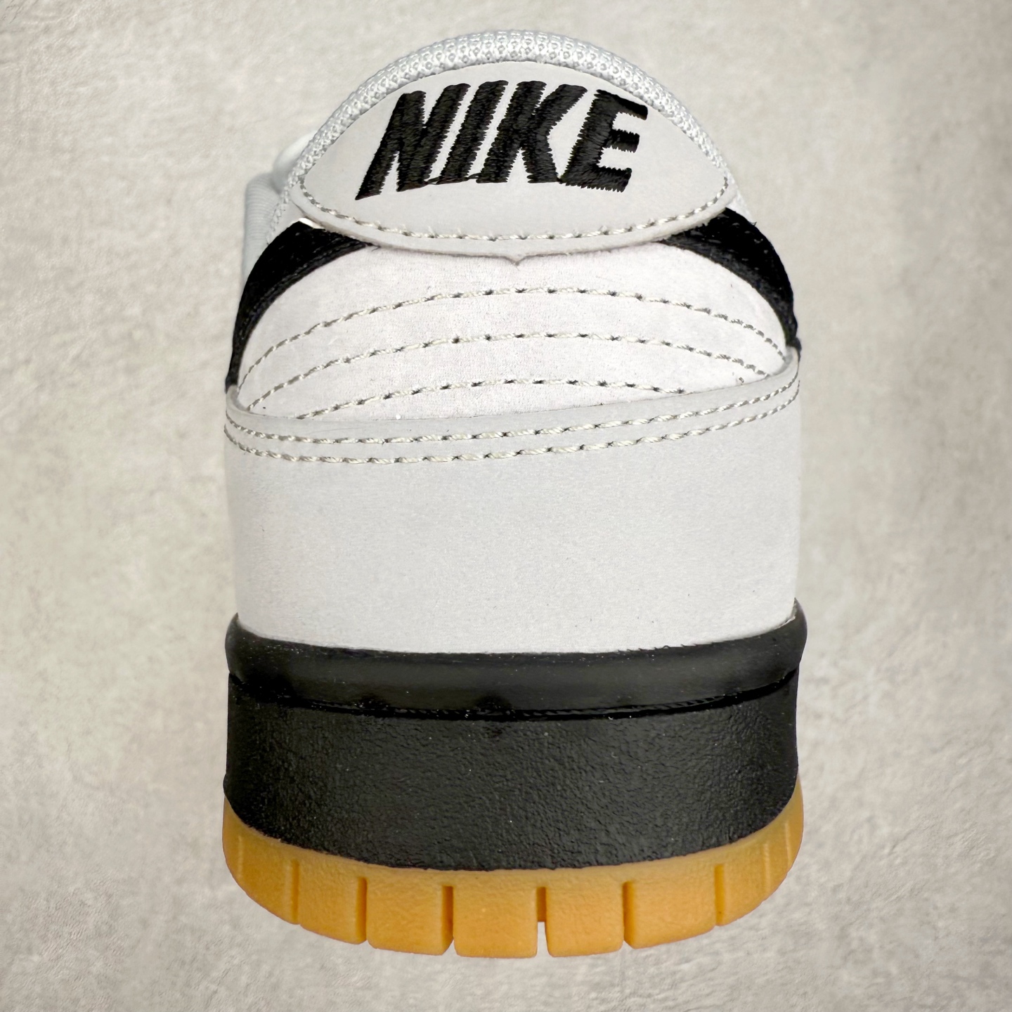 图片[8]-＃F版 NK SB Dunk Low BQ6817-204 极限压缩利润空间 超乎所想的高性价比 用料绝不含糊 原盒原配 正确耐磨橡胶大底 超高清洁度 全鞋零毛边皮料切割 全套原楦原模倾力打造完美版型 尺码：36 36.5 37.5 38 38.5 39 40 40.5 41 42 42.5 43 44 44.5 45 46 47.5-选品中心