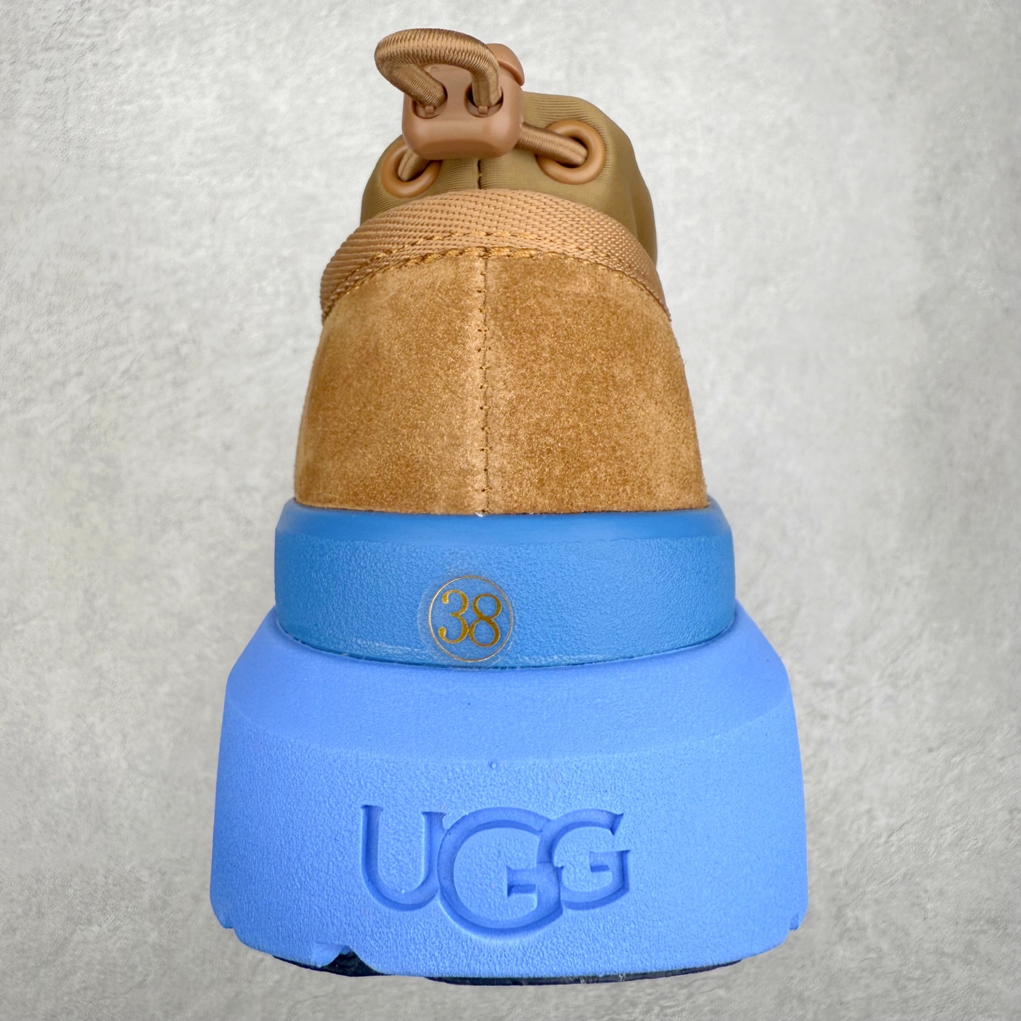 图片[8]-UGG 4096 M Tasman Weather Hybrid 塔斯曼混合系列低帮厚底轻量休闲运动鞋 UGG 2024秋冬新品 机能撞色王一博代言热门大爆款！包头套脚低帮 进口隆丰一级羊皮毛一体 代购专供品质 高弹Modern中底 外置防滑大底 套脚抽绳设计 穿脱十分方便 采用TPU模压定型翻毛皮鞋面材质#选用17毫米UGGPURE™ 植入式羊毛里衬与可拆卸的UGGPURE™ 植入式羊毛鞋垫#包头式EVA轻翼科技外底防滑,耐磨性和良好的弹性❗ 尺码：36/45-选品中心
