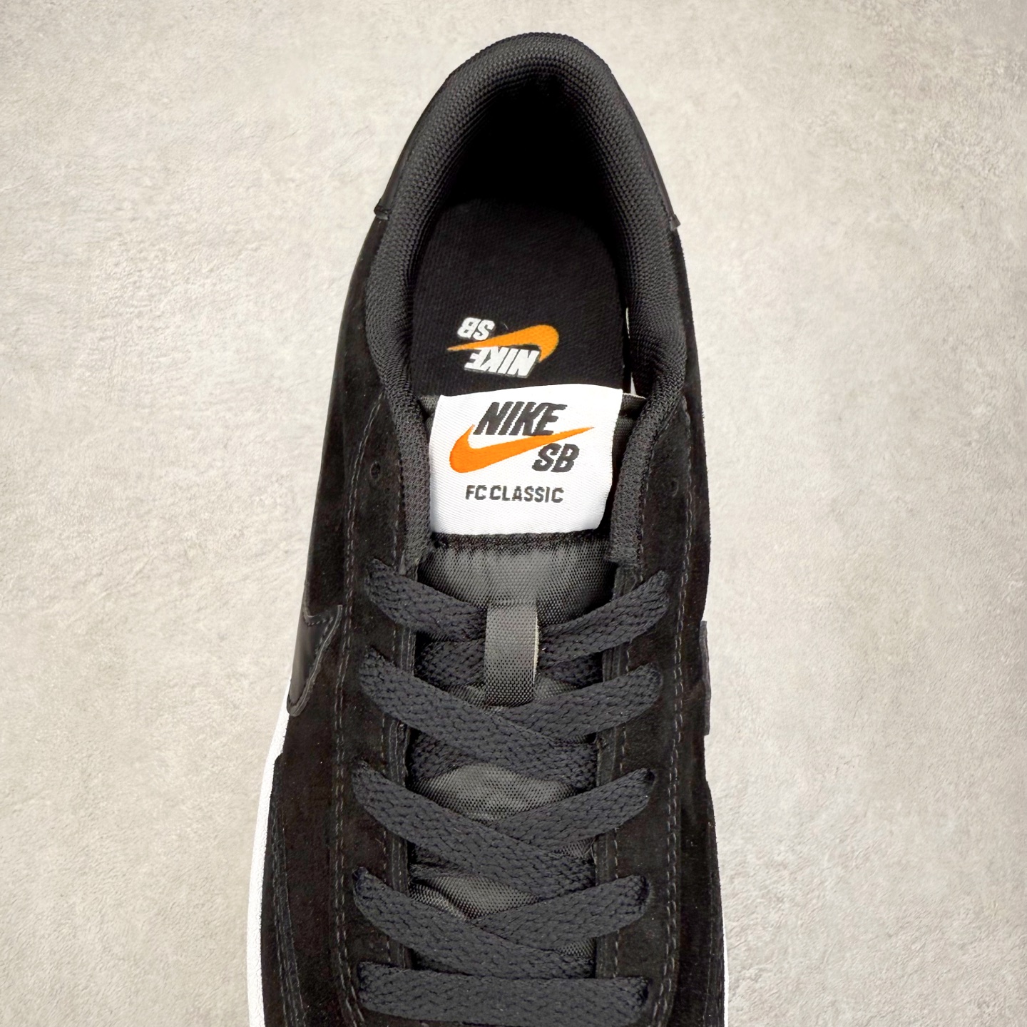 图片[5]-NK SB FC standard 绒面革防滑耐磨低帮板鞋 实拍调校N版已经零色差零失真 百分百还原实物色彩所见即所得 不存在货不对板色差等低级问题 选购参考实物拍摄 不混卖不参货 只用心做好货严格选品 承诺混一赔十 尺码：36 36.5 37.5 38 38.5 39 40 40.5 41 42 42.5 43 44 44.5 45-选品中心