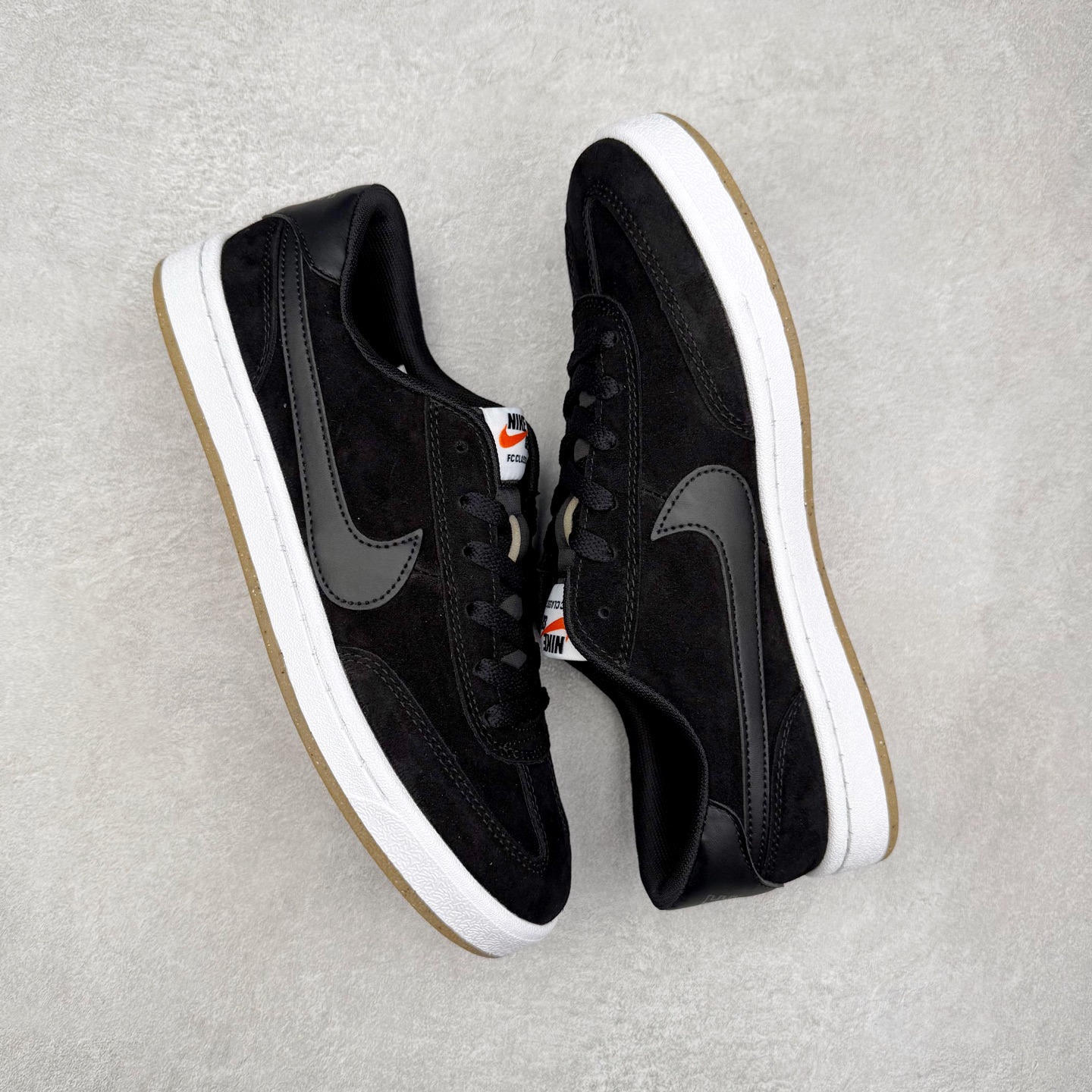 图片[3]-NK SB FC standard 绒面革防滑耐磨低帮板鞋 实拍调校N版已经零色差零失真 百分百还原实物色彩所见即所得 不存在货不对板色差等低级问题 选购参考实物拍摄 不混卖不参货 只用心做好货严格选品 承诺混一赔十 尺码：36 36.5 37.5 38 38.5 39 40 40.5 41 42 42.5 43 44 44.5 45-选品中心