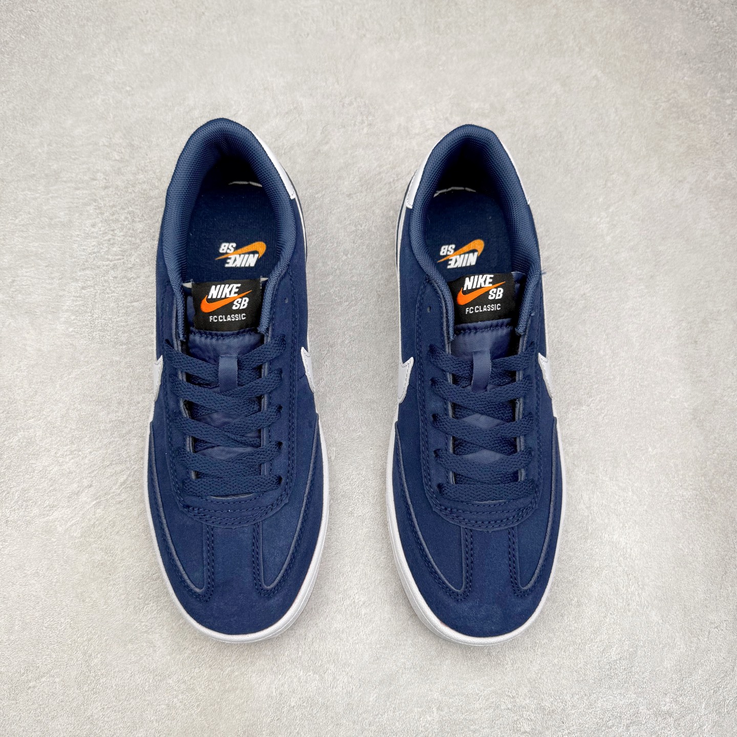 图片[2]-NK SB FC standard 绒面革防滑耐磨低帮板鞋 实拍调校N版已经零色差零失真 百分百还原实物色彩所见即所得 不存在货不对板色差等低级问题 选购参考实物拍摄 不混卖不参货 只用心做好货严格选品 承诺混一赔十 尺码：36 36.5 37.5 38 38.5 39 40 40.5 41 42 42.5 43 44 44.5 45-选品中心