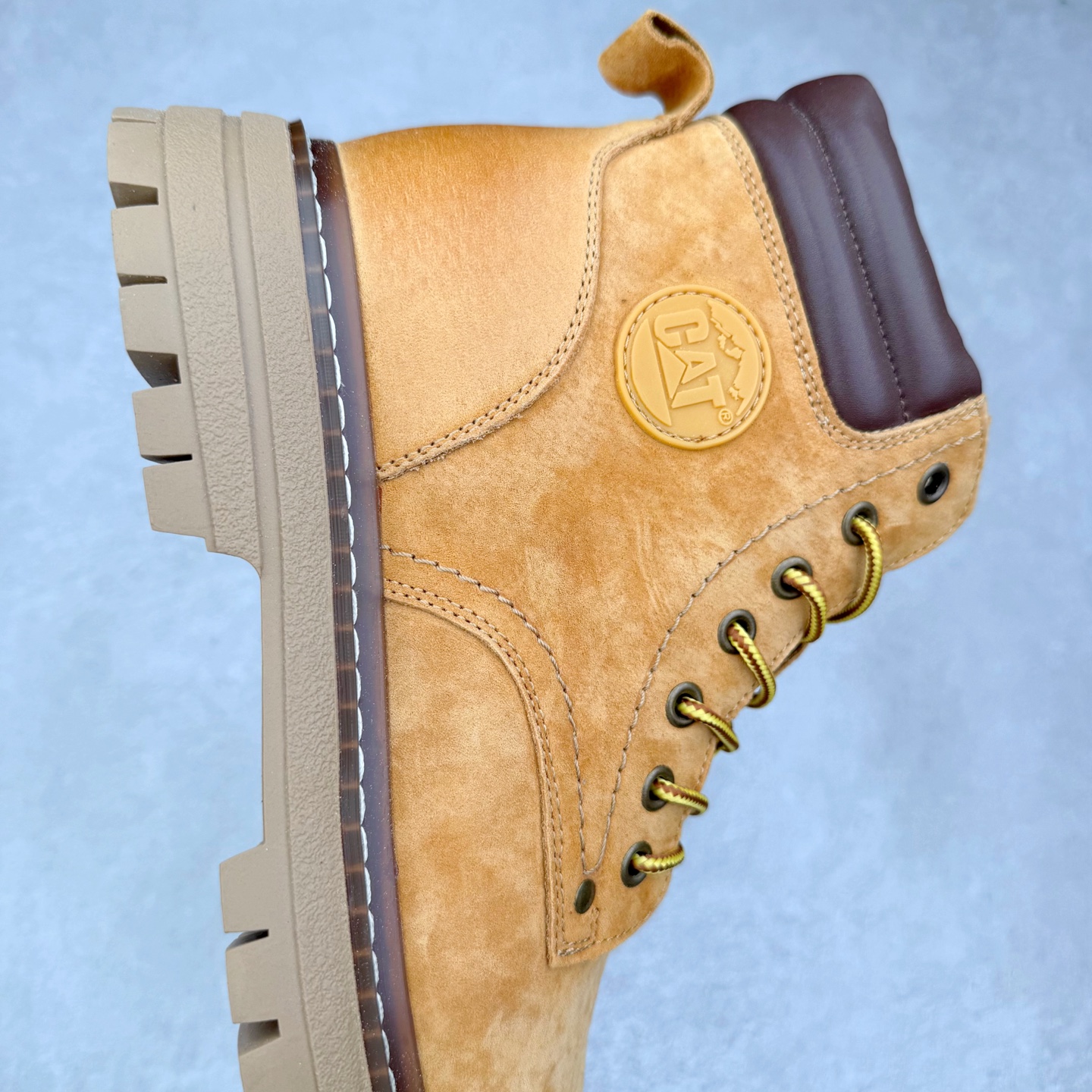 图片[6]-CAT卡特 户外工装轻底休闲马丁靴大黄靴系列 广东大厂品质 全新工艺升级 全鞋真牛皮材料 大底到五金都是代工厂原材料制作 同原版固特异永不开胶工艺 好货不杀猪 首单质量严格把控 全网独家首发 品质毋庸置疑 全套官网统一包装 今年冬季防寒户外专用 日常随意搭配 尺码：39 40 41 42 43 44（皮鞋码）-选品中心