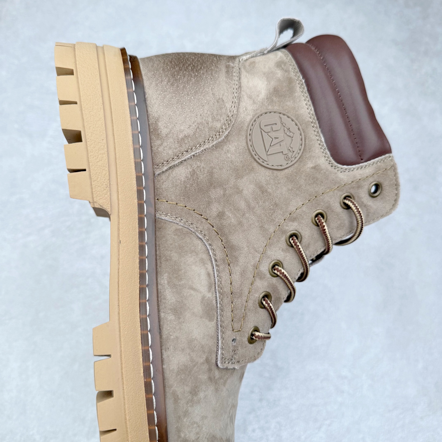 图片[6]-CAT卡特 户外工装轻底休闲马丁靴大黄靴系列 广东大厂品质 全新工艺升级 全鞋真牛皮材料 大底到五金都是代工厂原材料制作 同原版固特异永不开胶工艺 好货不杀猪 首单质量严格把控 全网独家首发 品质毋庸置疑 全套官网统一包装 今年冬季防寒户外专用 日常随意搭配 尺码：39 40 41 42 43 44（皮鞋码）-选品中心