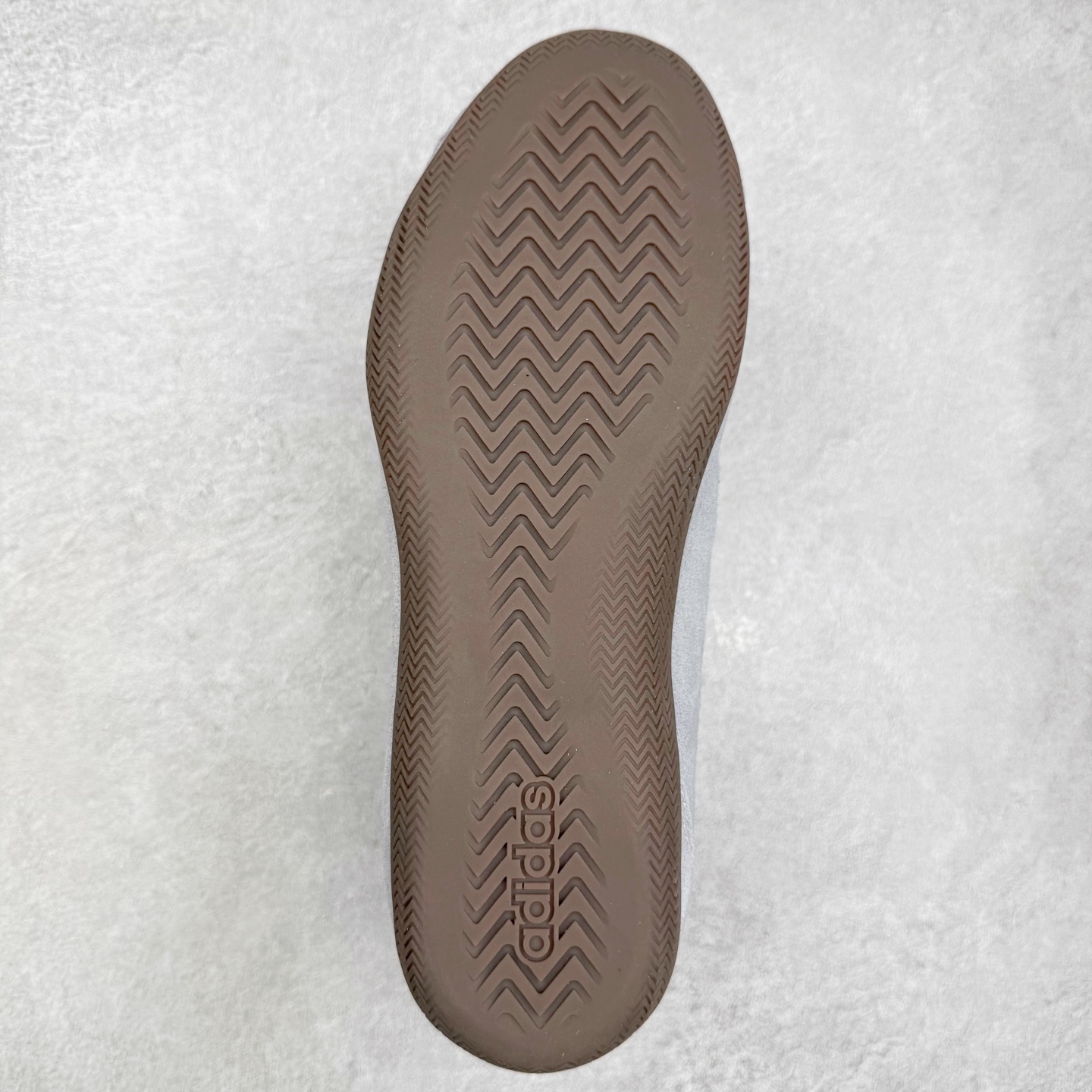 图片[9]-AD FOS URBAN REVERIE 舒适百搭 耐磨 低帮 生活休闲鞋 JQ9392 实拍调校N版已经零色差零失真 百分百还原实物色彩所见即所得 不存在货不对板色差等低级问题 选购参考实物拍摄 不混卖不参货 只用心做好货严格选品 承诺混一赔十 尺码：36 36.5 37.5 38 38.5 39 40 40.5 41 42 42.5 43 44 44.5 45-选品中心