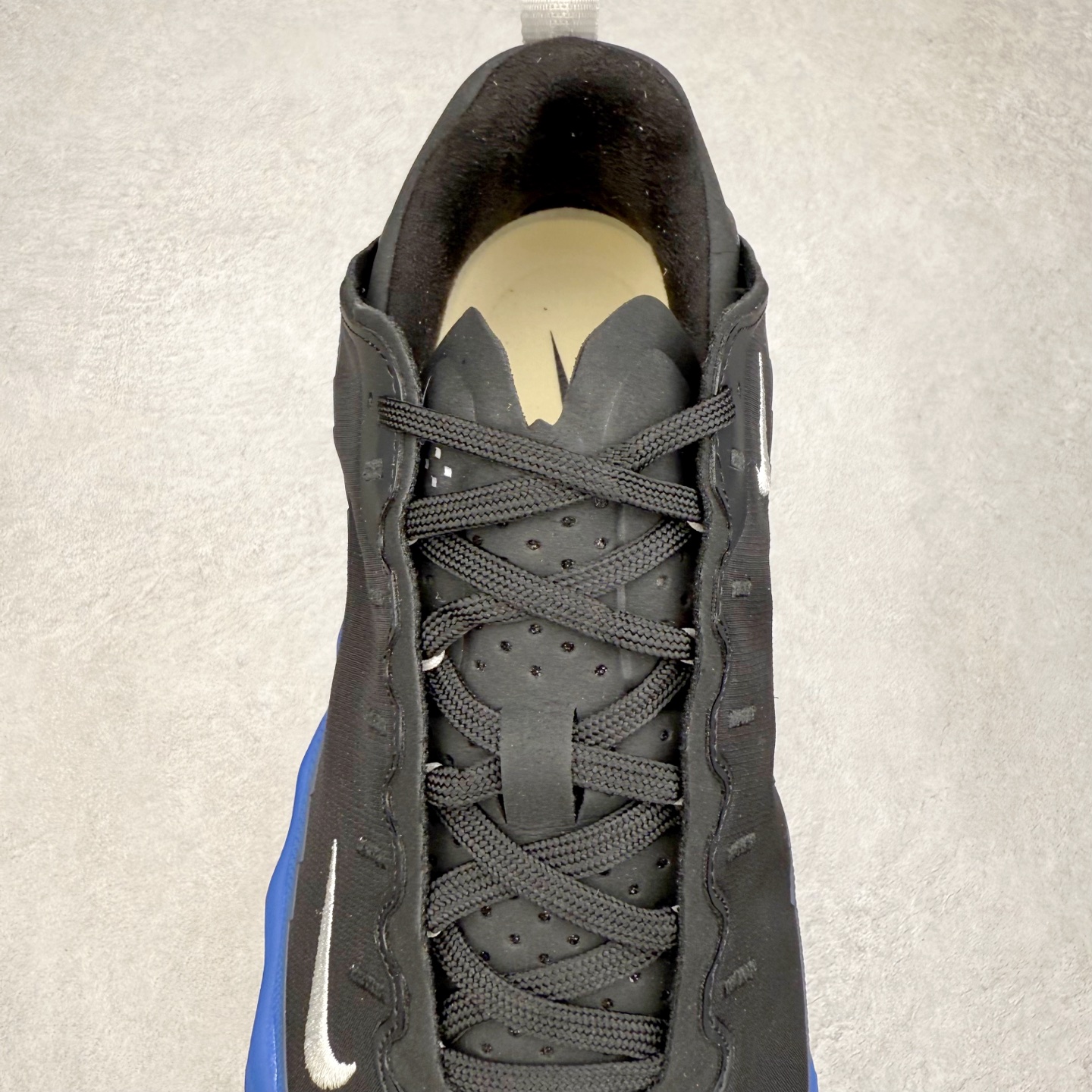 图片[5]-HYEIN SEO x NK Ava Rover 百搭舒适耐磨低帮跑步鞋 男女同款 流线型轮廓，通过轻薄物料鞋面结合 TPU 网格状支撑示人，增厚的中底材质选用 ReactX 加持，华夫外底收尾。鞋垫与后跟鞋提，克制点缀 Hyein Seo 字样。鞋垫与鞋提则采用菱形格纹的变化元素呈现。实拍调校N版已经零色差零失真 百分百还原实物色彩所见即所得 不存在货不对板色差等低级问题 选购参考实物拍摄 不混卖不参货 只用心做好货严格选品 承诺混一赔十 尺码：36 36.5 37.5 38 38.5 39 40 40.5 41 42 42.5 43 44 44.5 45-选品中心