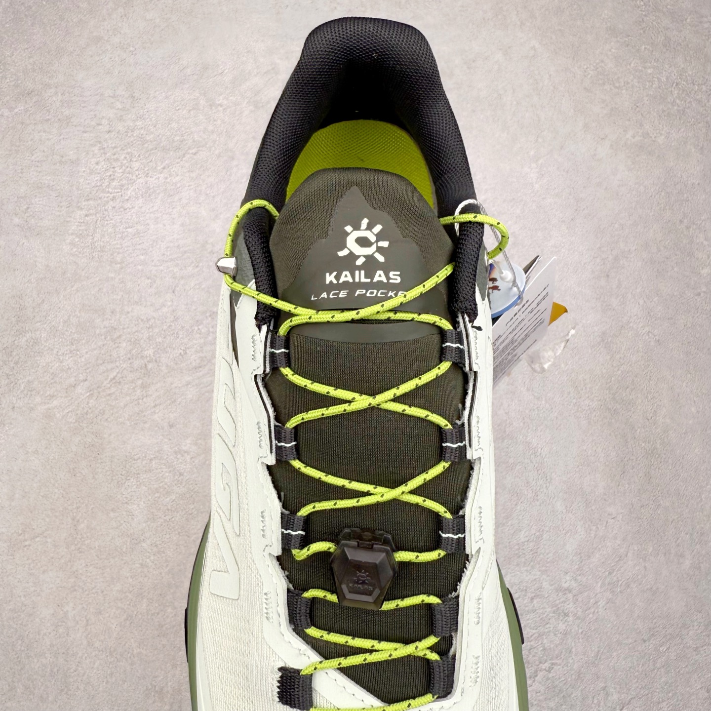 图片[5]-＃K版 KAILAS FUGA EX3 BOA 凯乐石25款舒适缓冲徒步 织物TPU减震防滑透气包裹性轻便低帮 超强抓地力越野跑步鞋 KAILAS凯乐石品牌是全球三大全系攀登品牌之一，于2003年创立于中国广州，致力于为有攀登梦想的户外运动员及爱好者，研发制造功能性专业装备，满足他们在极限环境下安全舒适的需求，凯乐石专注于科技面料的开发及专业功能设计，产品线覆盖登山、攀岩、徒步、越野跑山、露营、旅行等多项户外运动，通过运动员的测试反馈，不断进化迭代，产品荣获国内外大奖71座，发明专利21个，更突破性的自主研发攀登器械，打造出中国的攀登硬实力。实拍调校N版已经零色差零失真 百分百还原实物色彩所见即所得 不存在货不对板色差等低级问题 选购参考实物拍摄 不混卖不参货 只用心做好货严格选品 承诺混一赔十 尺码：36 36.5 37.5 38 38.5 39 39.5 40 40.5 41 41.5 42 42.5 43 44 44.5 45-选品中心