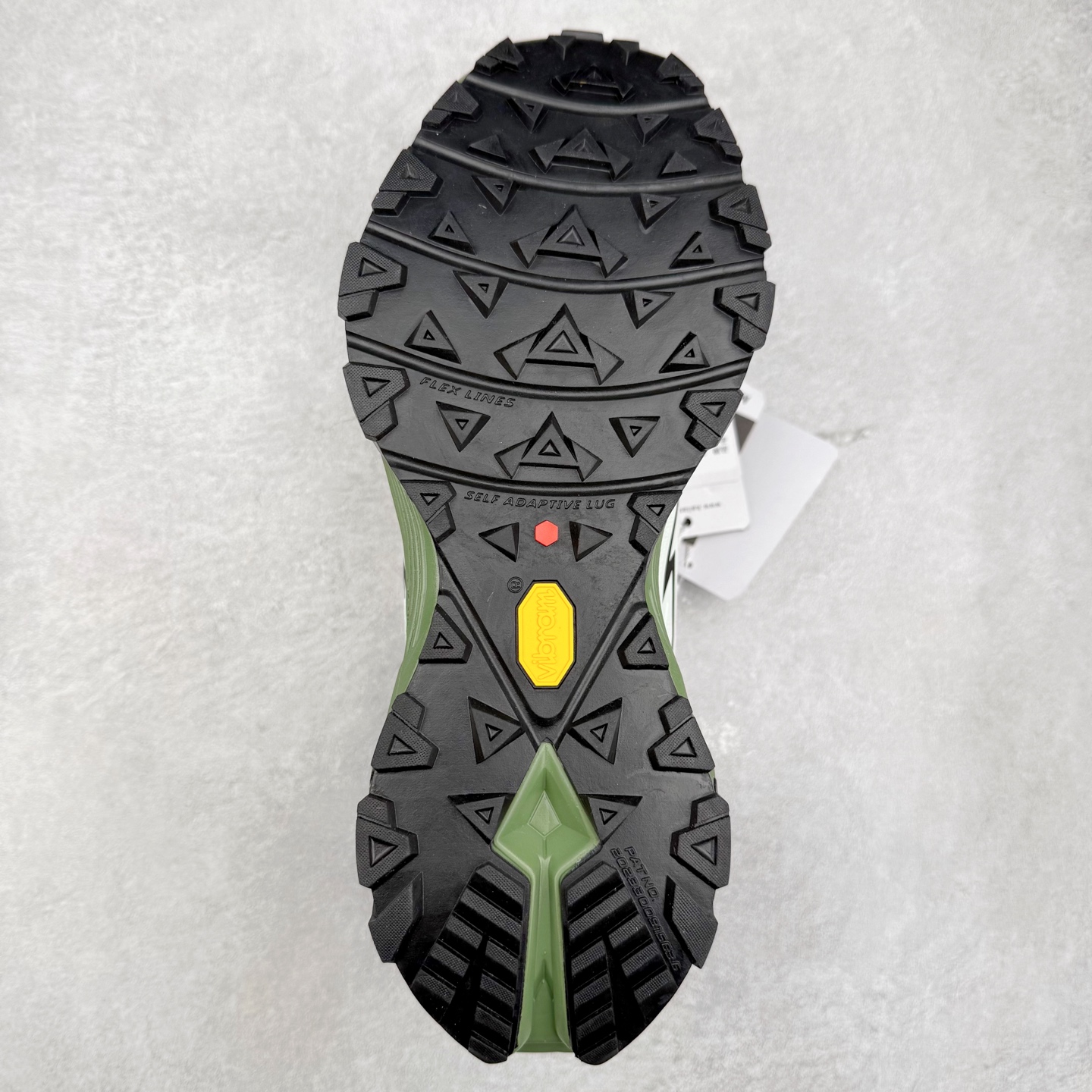 图片[9]-＃K版 KAILAS FUGA EX3 BOA 凯乐石25款舒适缓冲徒步 织物TPU减震防滑透气包裹性轻便低帮 超强抓地力越野跑步鞋 KAILAS凯乐石品牌是全球三大全系攀登品牌之一，于2003年创立于中国广州，致力于为有攀登梦想的户外运动员及爱好者，研发制造功能性专业装备，满足他们在极限环境下安全舒适的需求，凯乐石专注于科技面料的开发及专业功能设计，产品线覆盖登山、攀岩、徒步、越野跑山、露营、旅行等多项户外运动，通过运动员的测试反馈，不断进化迭代，产品荣获国内外大奖71座，发明专利21个，更突破性的自主研发攀登器械，打造出中国的攀登硬实力。实拍调校N版已经零色差零失真 百分百还原实物色彩所见即所得 不存在货不对板色差等低级问题 选购参考实物拍摄 不混卖不参货 只用心做好货严格选品 承诺混一赔十 尺码：36 36.5 37.5 38 38.5 39 39.5 40 40.5 41 41.5 42 42.5 43 44 44.5 45-选品中心