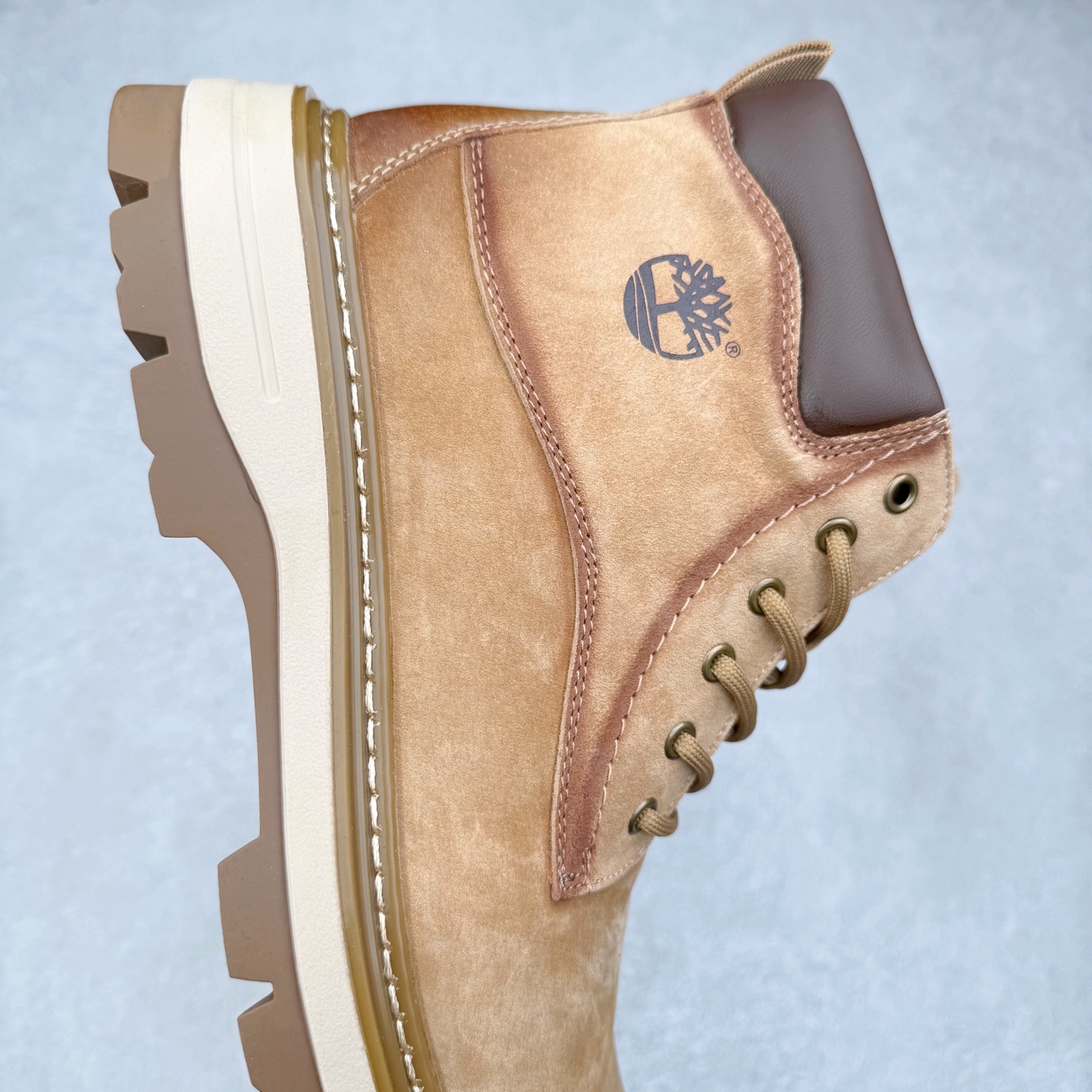 图片[6]-Timberland添柏岚/天伯伦户外中帮休闲大黄靴系列 广东大厂品质 原盒原包装 面料采用意大利🇮🇹顶级磨砂细纹牛皮 搭配防臭防腐真皮乳胶鞋垫 给您完美的穿着体验 质量考究耐穿 型男必备 专治不帅 高品质脚感一流 尺码：38 39 40 41 42 43 44（皮鞋码）-选品中心