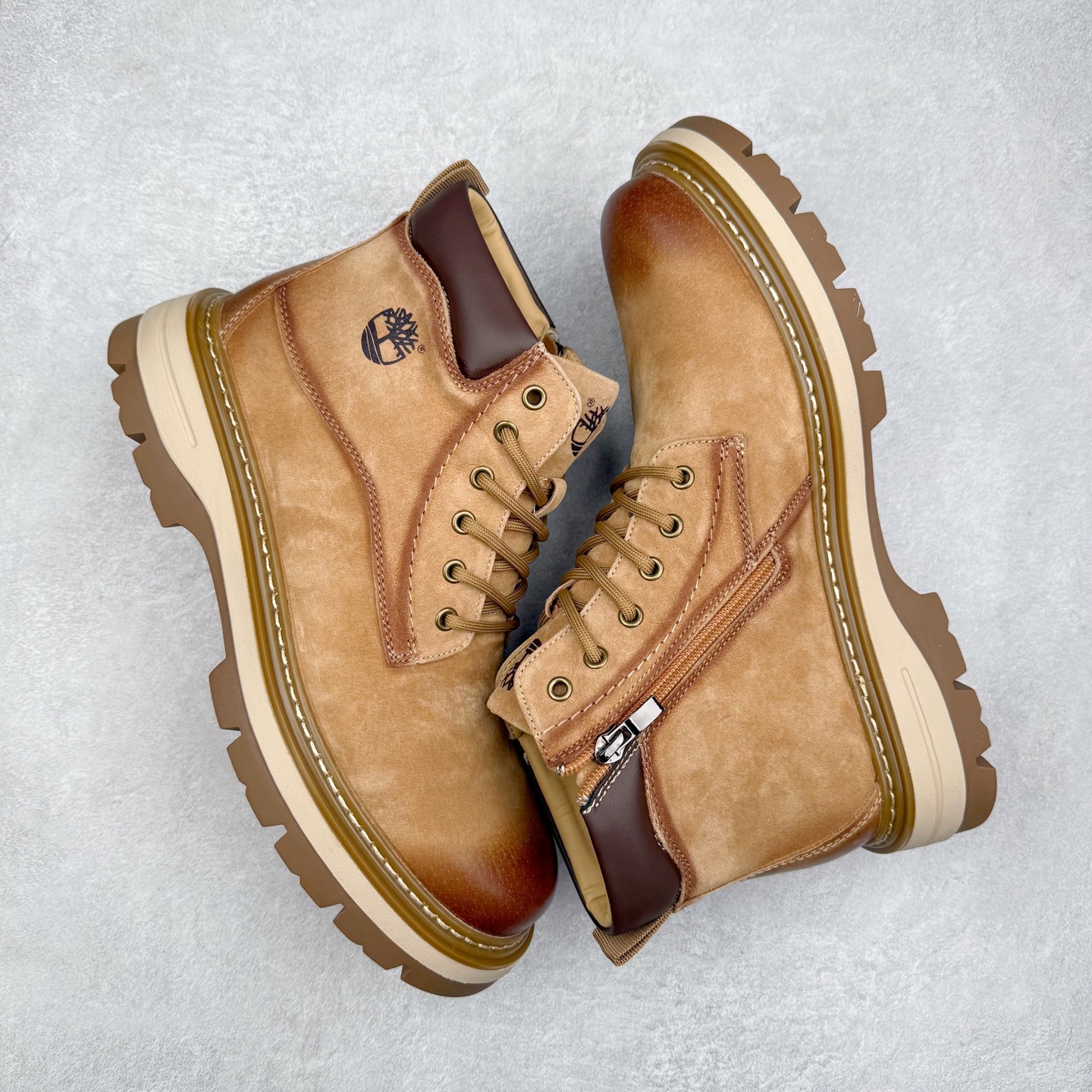 图片[3]-Timberland添柏岚/天伯伦户外中帮休闲大黄靴系列 广东大厂品质 原盒原包装 面料采用意大利🇮🇹顶级磨砂细纹牛皮 搭配防臭防腐真皮乳胶鞋垫 给您完美的穿着体验 质量考究耐穿 型男必备 专治不帅 高品质脚感一流 尺码：38 39 40 41 42 43 44（皮鞋码）-选品中心