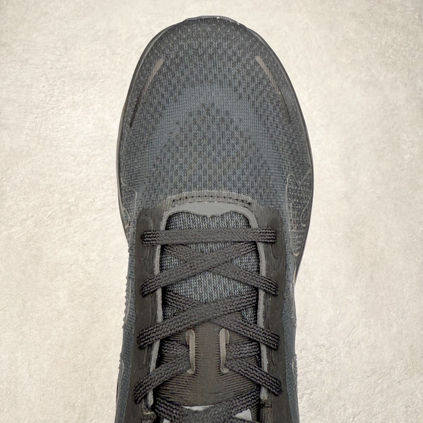 图片[4]-NK Vomero Premium 时尚舒适 网布防滑耐磨 低帮跑步鞋 HQ2050-001 实拍调校N版已经零色差零失真 百分百还原实物色彩所见即所得 不存在货不对板色差等低级问题 选购参考实物拍摄 不混卖不参货 只用心做好货严格选品 承诺混一赔十 尺码：36 36.5 37.5 38 38.5 39 40 40.5 41 42 42.5 43 44 44.5 45-选品中心