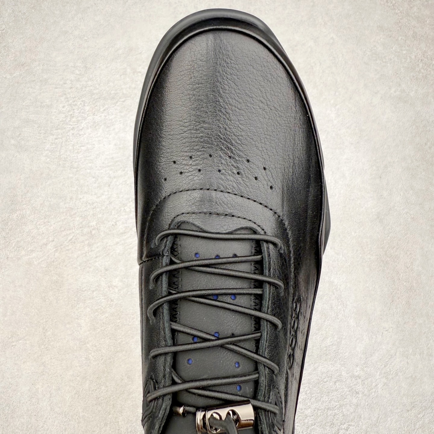 图片[4]-Ecco爱步运动鞋男鞋 BIOM2025 透气健步鞋 防滑跑步鞋 健步C系列新款 黄景瑜同款 牛皮鞋面 纹理自然，柔韧耐穿 BIOM自然律动科技鞋楦，符合人体工学，带来裸足体验 气垫中底 带来轻盈舒适的上脚感受 橡胶外底，适应多种地形，防滑耐磨，强劲抓地 鞋面和鞋底一体成型合脚耐穿 城市运动 自在逸步 尺码：38 39 40 41 42 43 44（皮鞋码）-选品中心