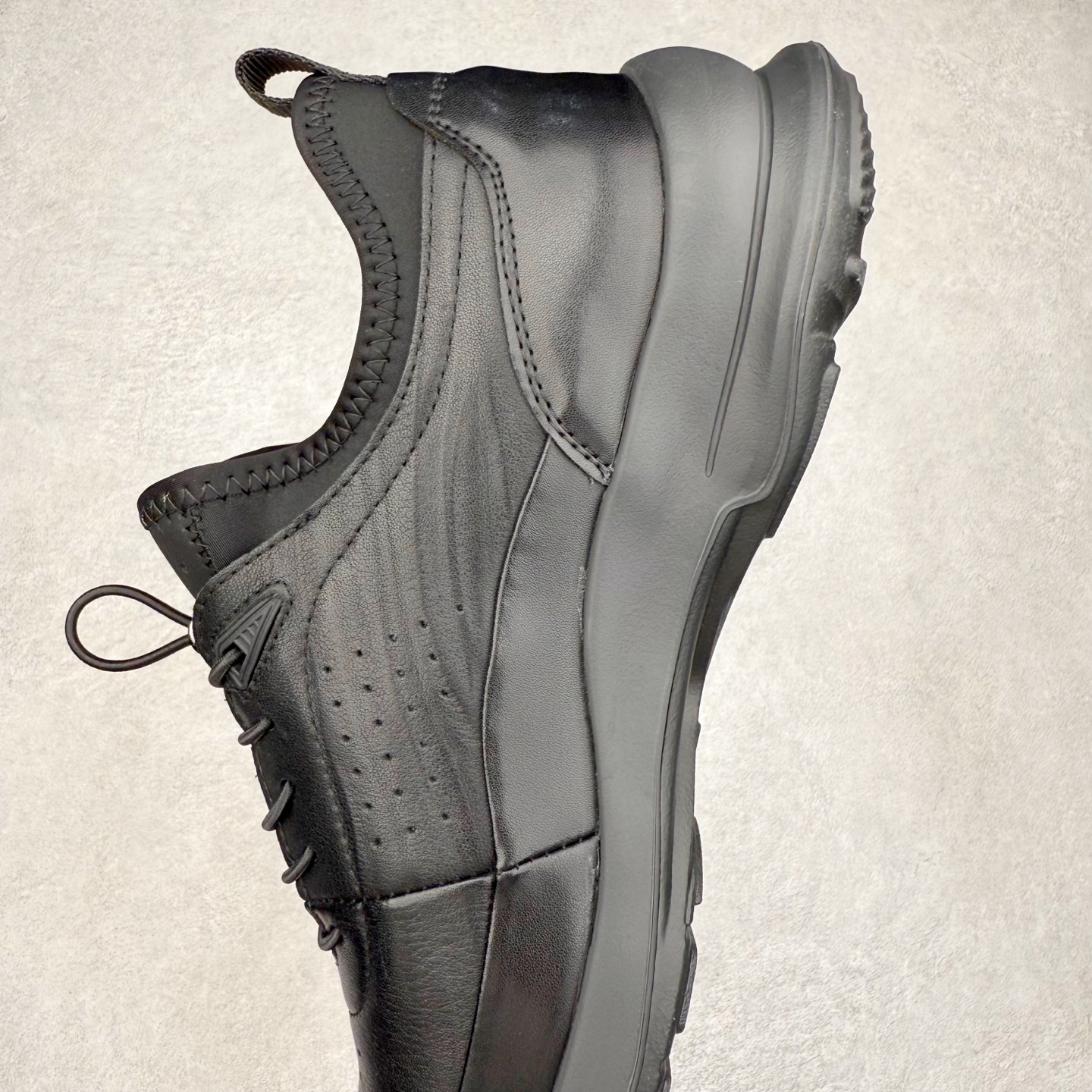 图片[7]-Ecco爱步运动鞋男鞋 BIOM2025 透气健步鞋 防滑跑步鞋 健步C系列新款 黄景瑜同款 牛皮鞋面 纹理自然，柔韧耐穿 BIOM自然律动科技鞋楦，符合人体工学，带来裸足体验 气垫中底 带来轻盈舒适的上脚感受 橡胶外底，适应多种地形，防滑耐磨，强劲抓地 鞋面和鞋底一体成型合脚耐穿 城市运动 自在逸步 尺码：38 39 40 41 42 43 44（皮鞋码）-选品中心